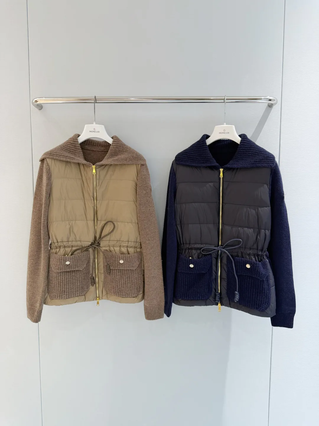 Women's Jackets And Down Jackets MONCLER 18439965