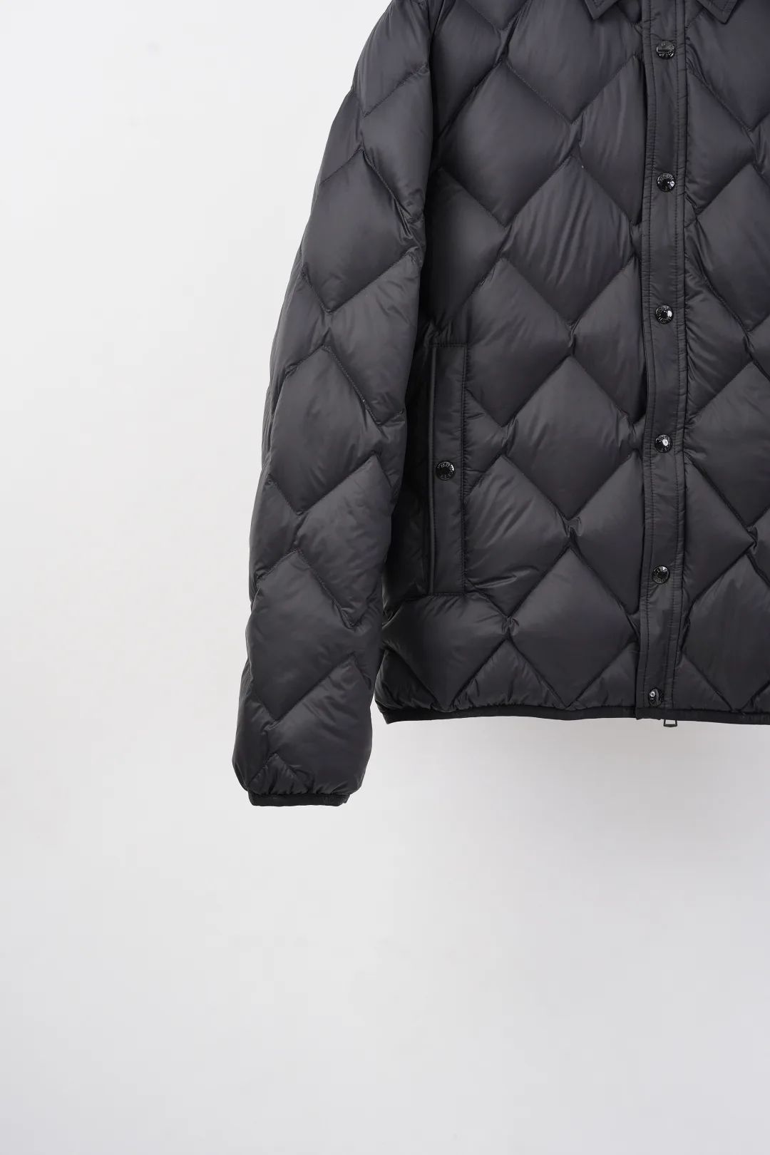 Men's Jackets And Down Jackets MONCLER 18507091