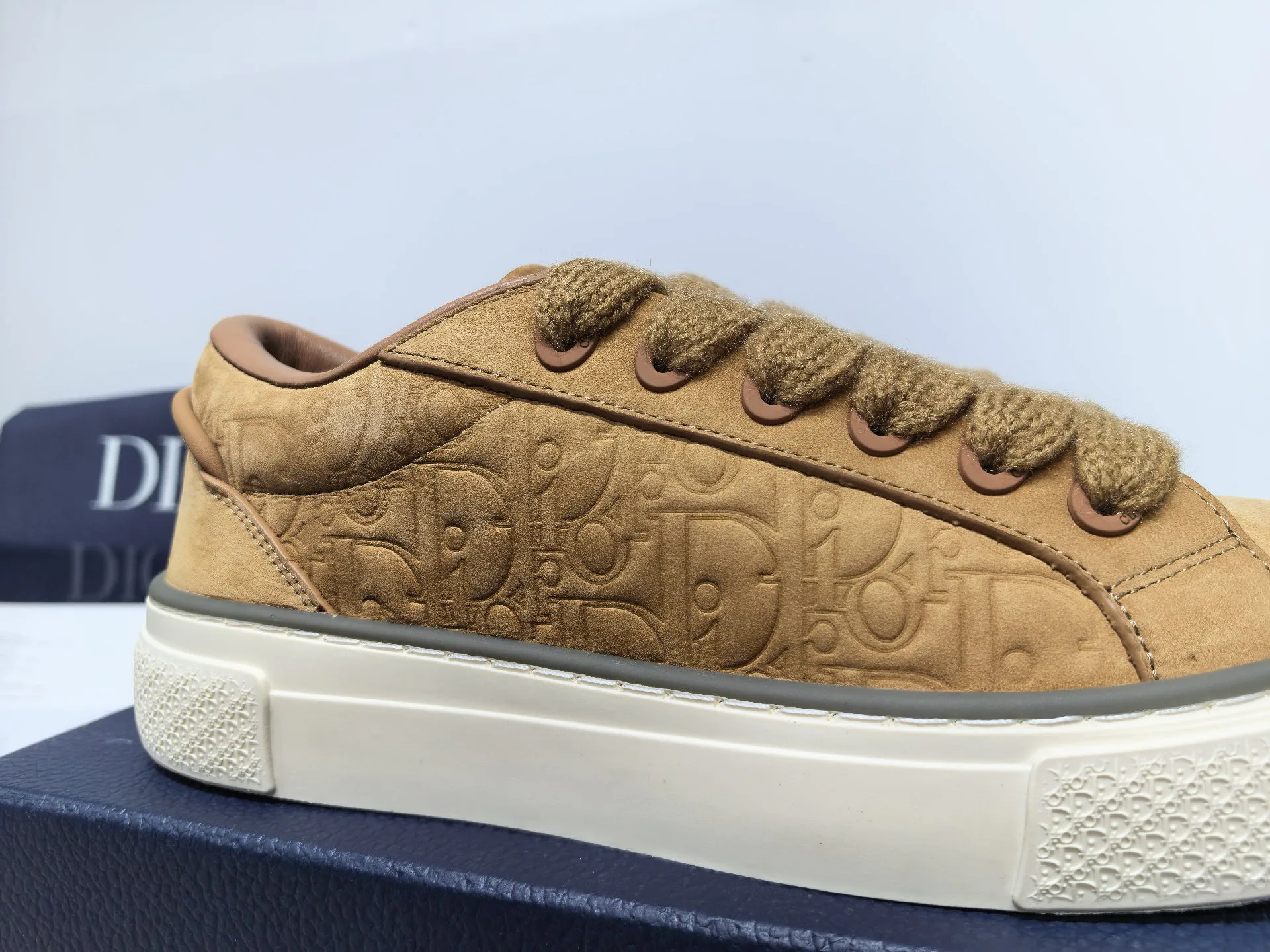 Women's Sneakers CHRISTIAN DIOR 17805340