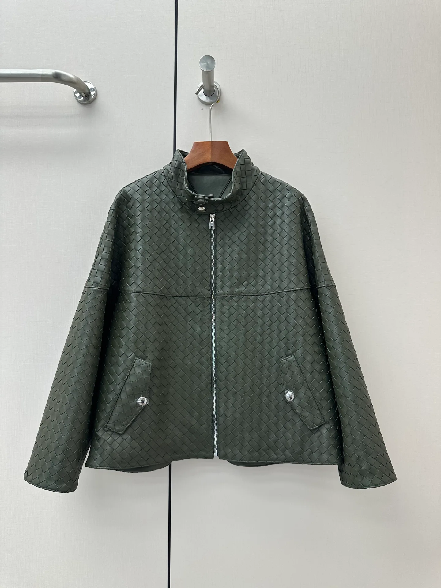 Women's Leather Jackets And Sheepskin Coats BOTTEGA VENETA 18061230