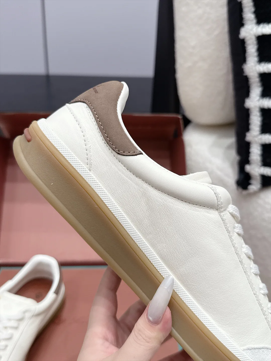 Women's Sneakers LORO PIANA 18133330