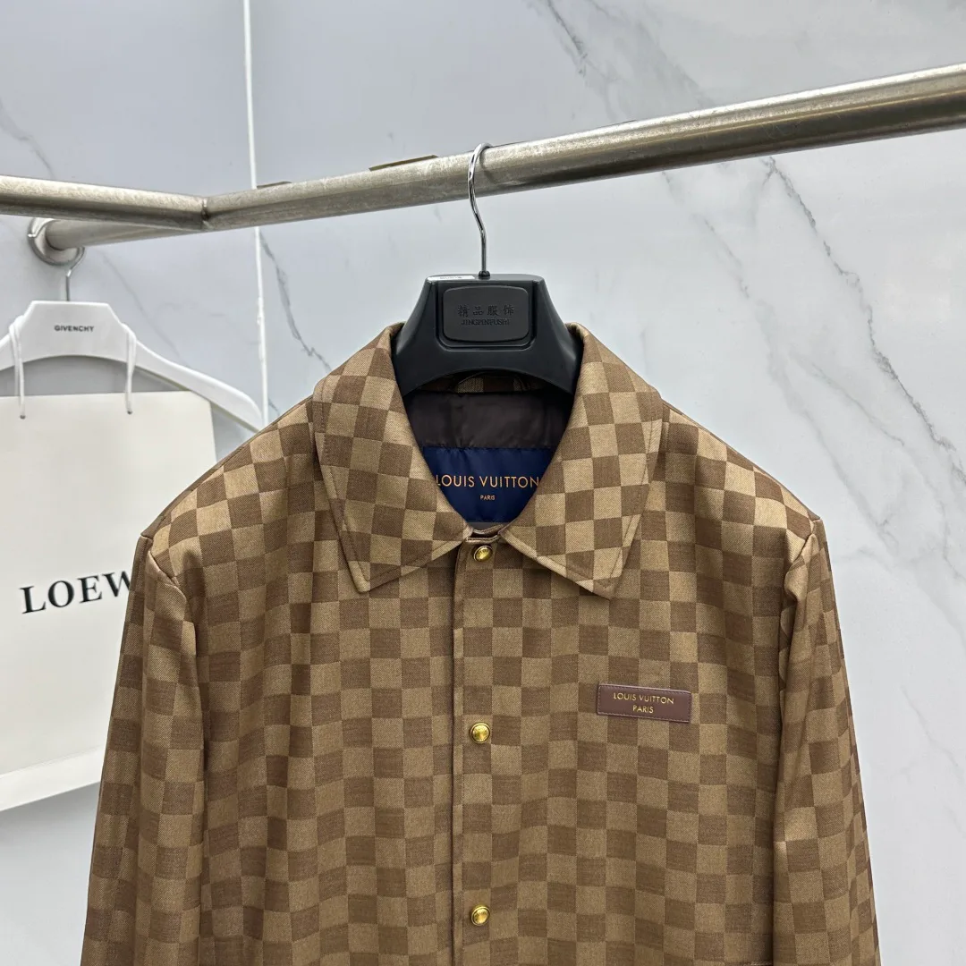 Куртки И Пуховики Мужские Louis Vuitton 18596969