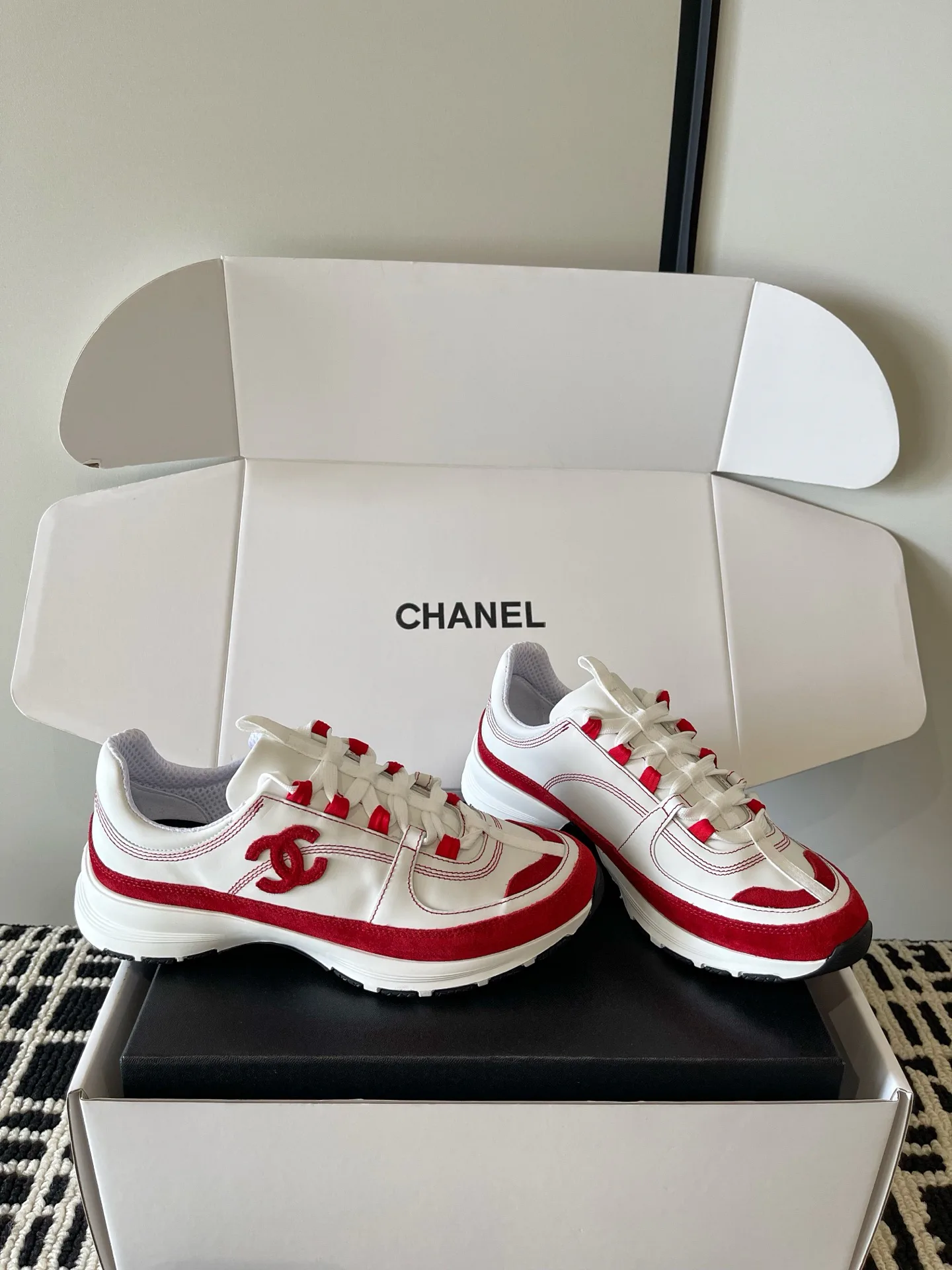 Women's Sneakers CHANEL 18283700