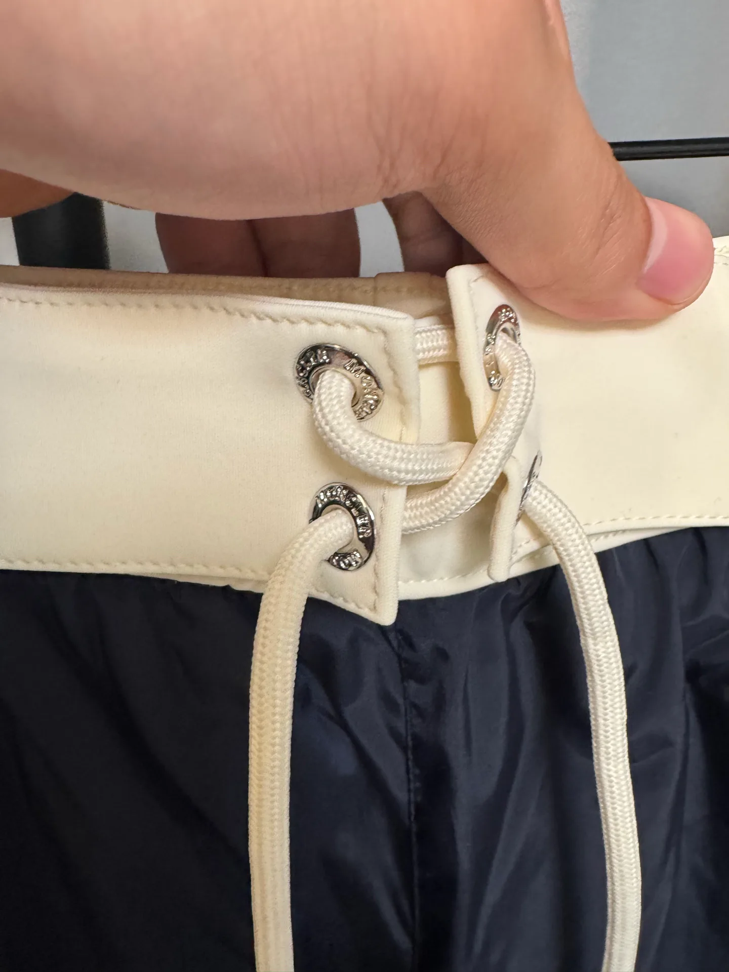 Men's Shorts MONCLER 17420979