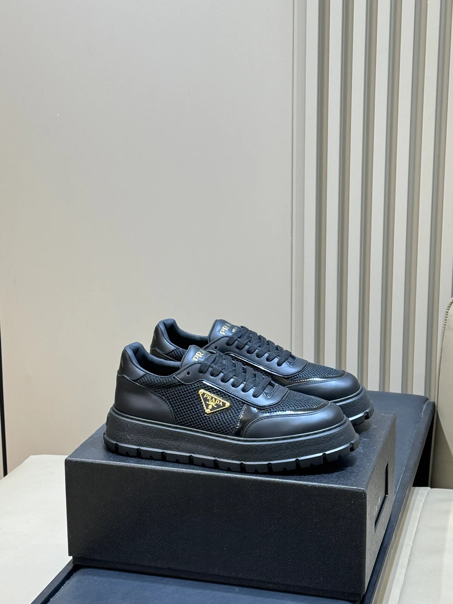 Men's Sneakers PRADA 17915324