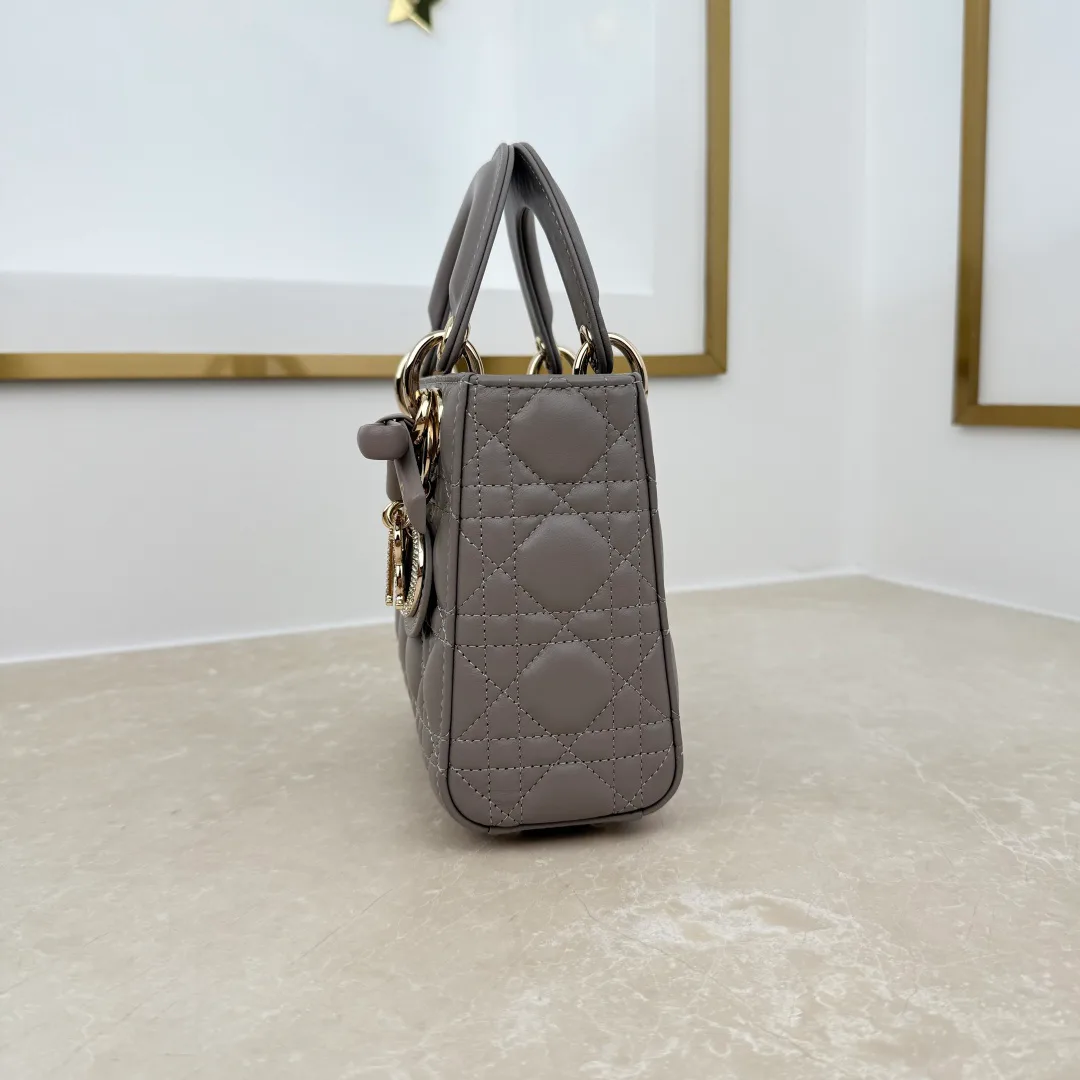 Women's Classic Handbags CHRISTIAN DIOR 18116222