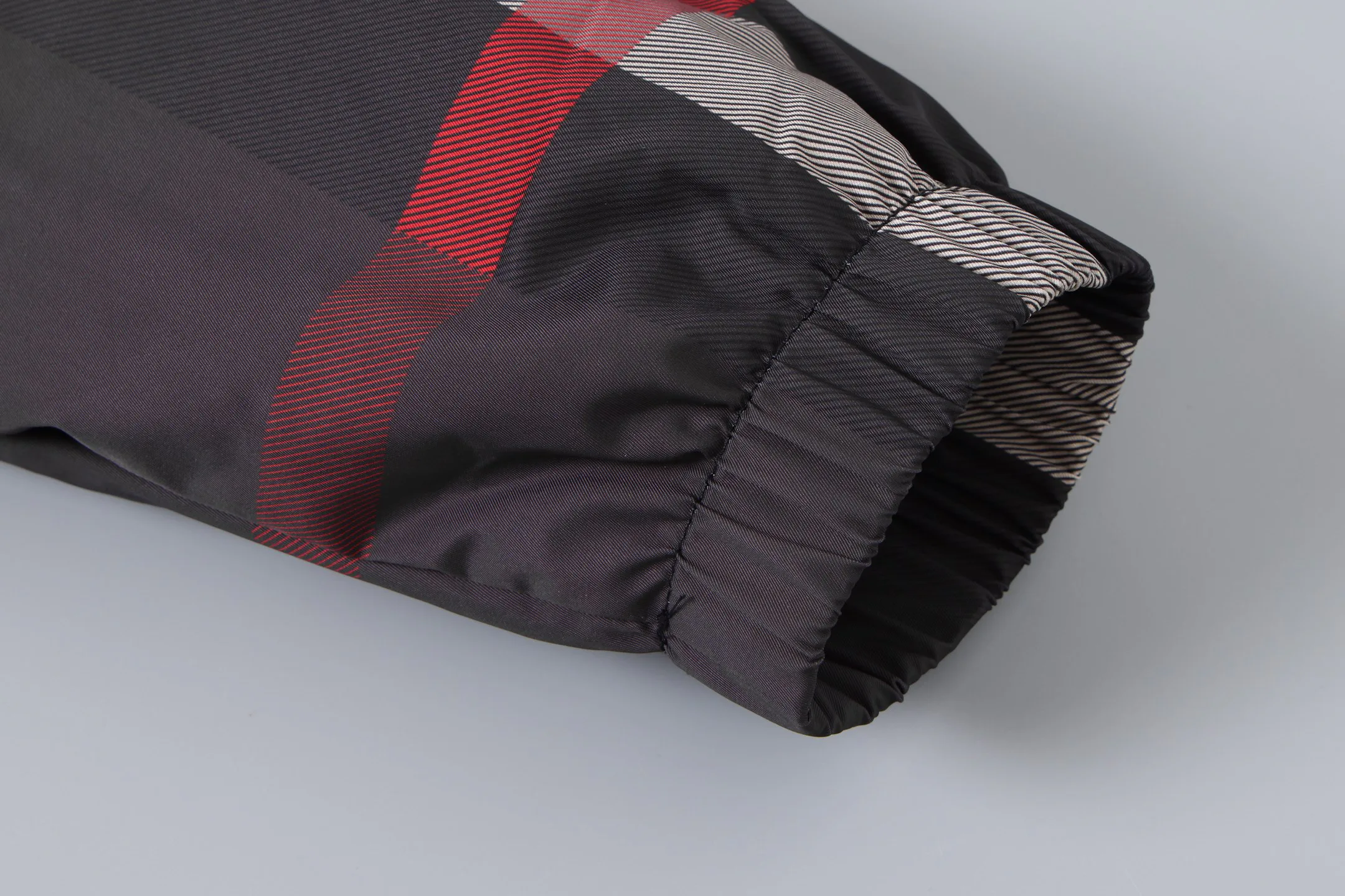 Men's Jackets And Down Jackets BURBERRY 18033029
