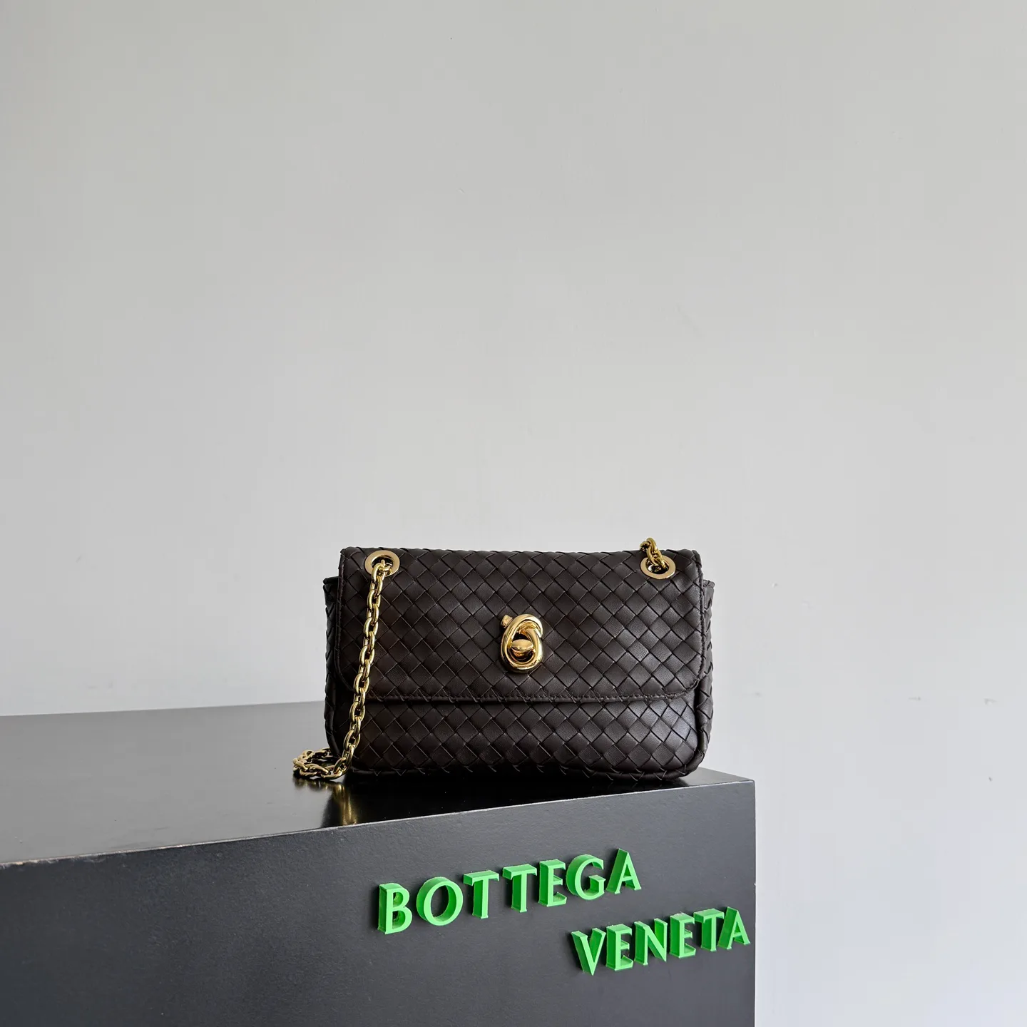 Women's Classic Handbags BOTTEGA VENETA 18467903