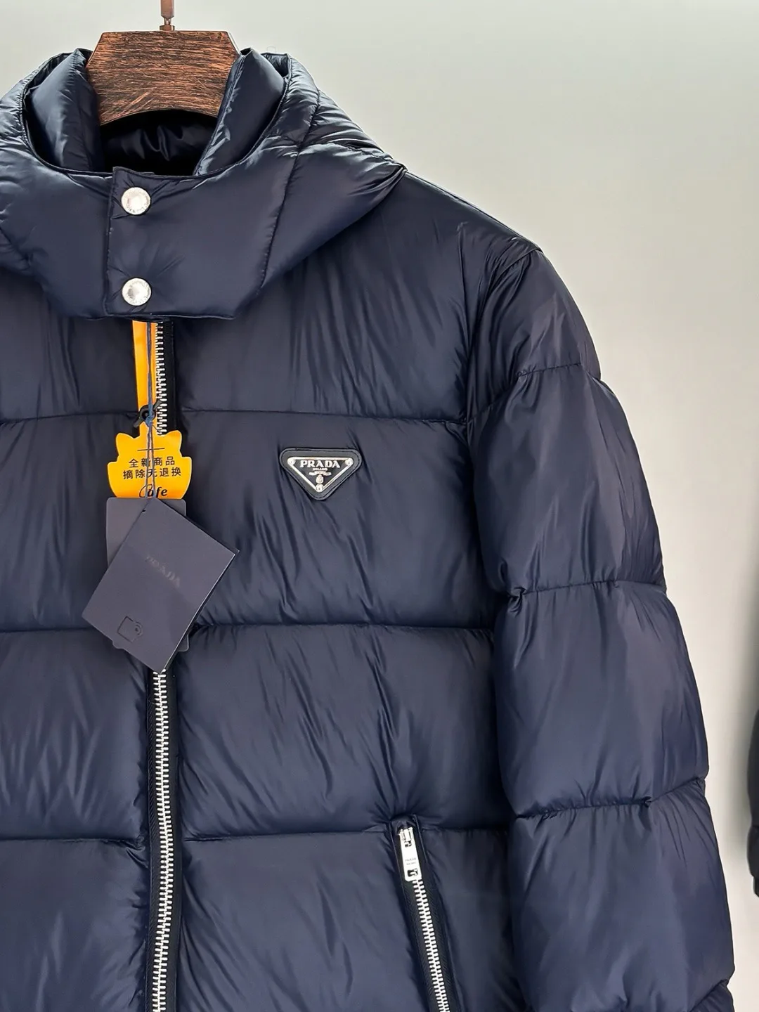 Куртки И Пуховики Мужские Prada 18596625