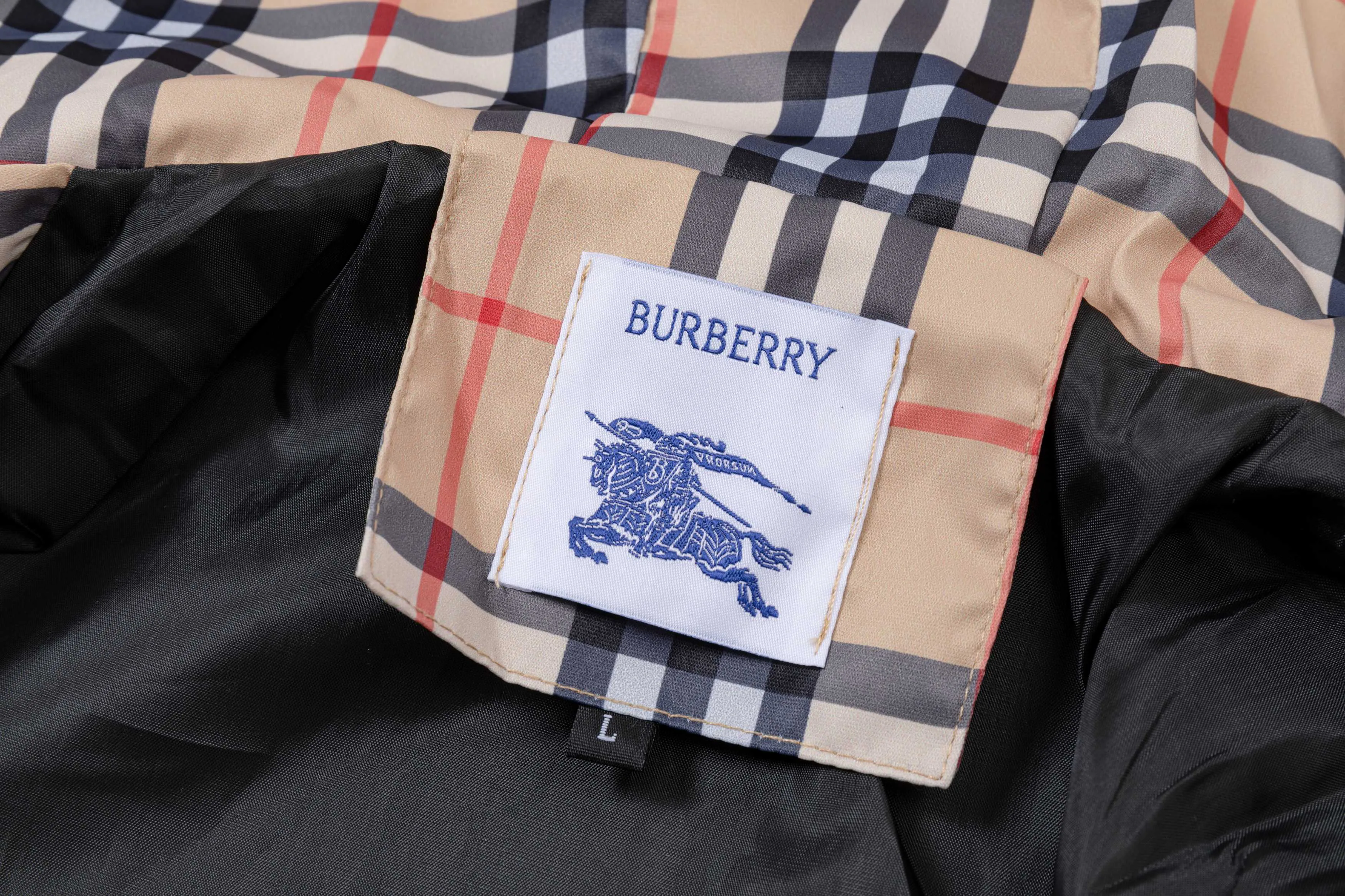 Men's Jackets And Down Jackets BURBERRY 18000529