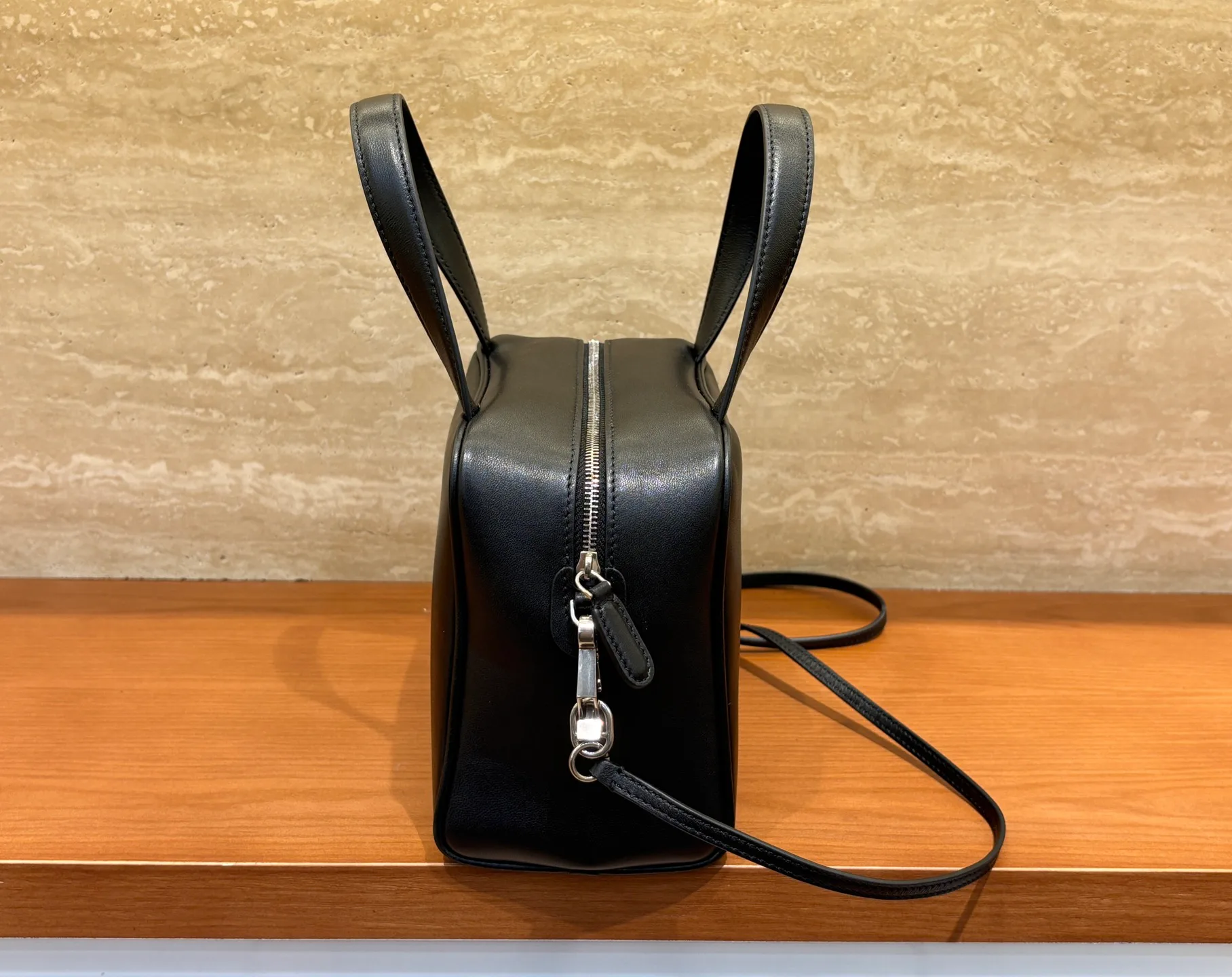 Women's Classic Handbags THE ROW 17104496