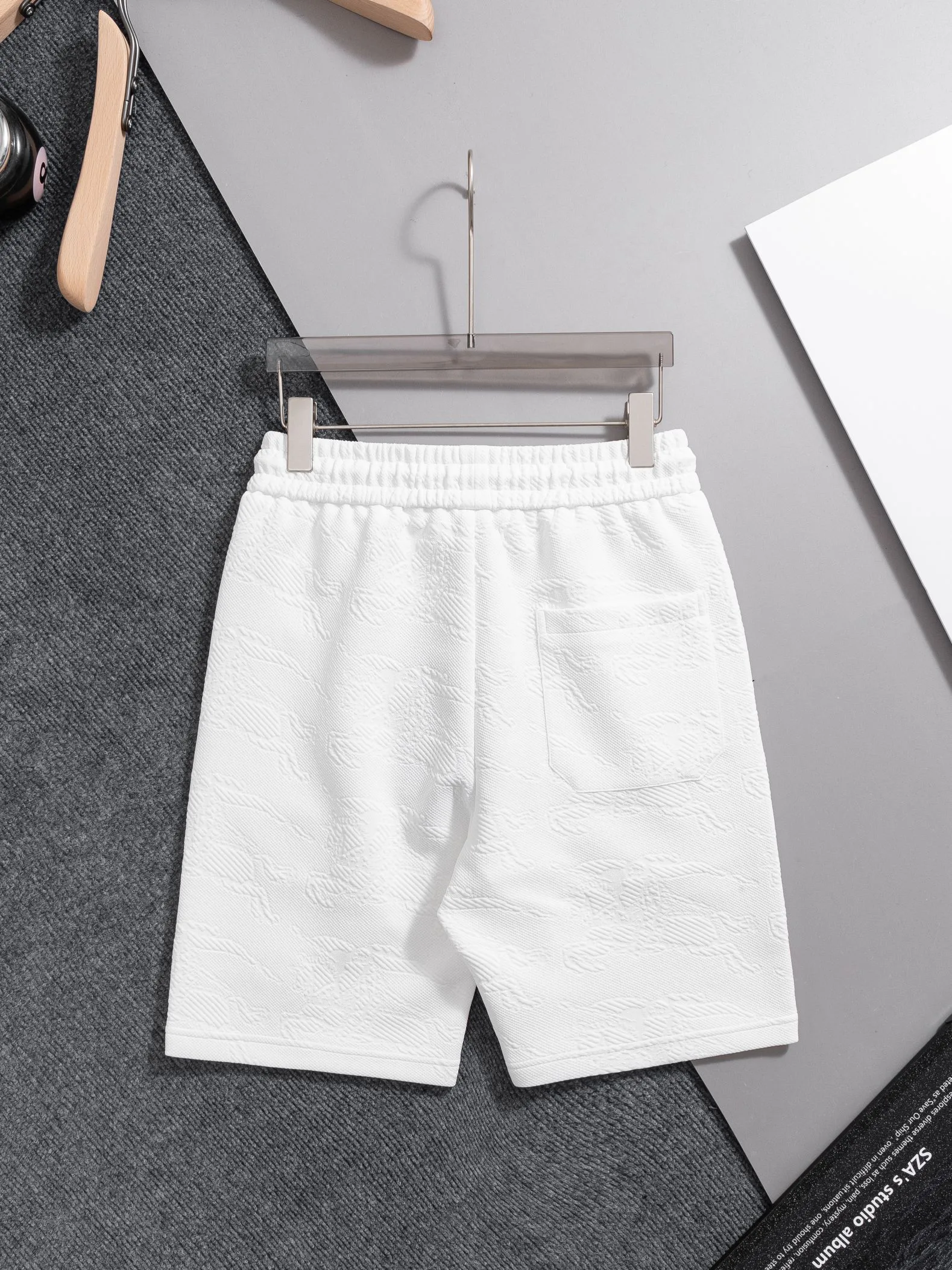 Women's Shorts BURBERRY 18000485