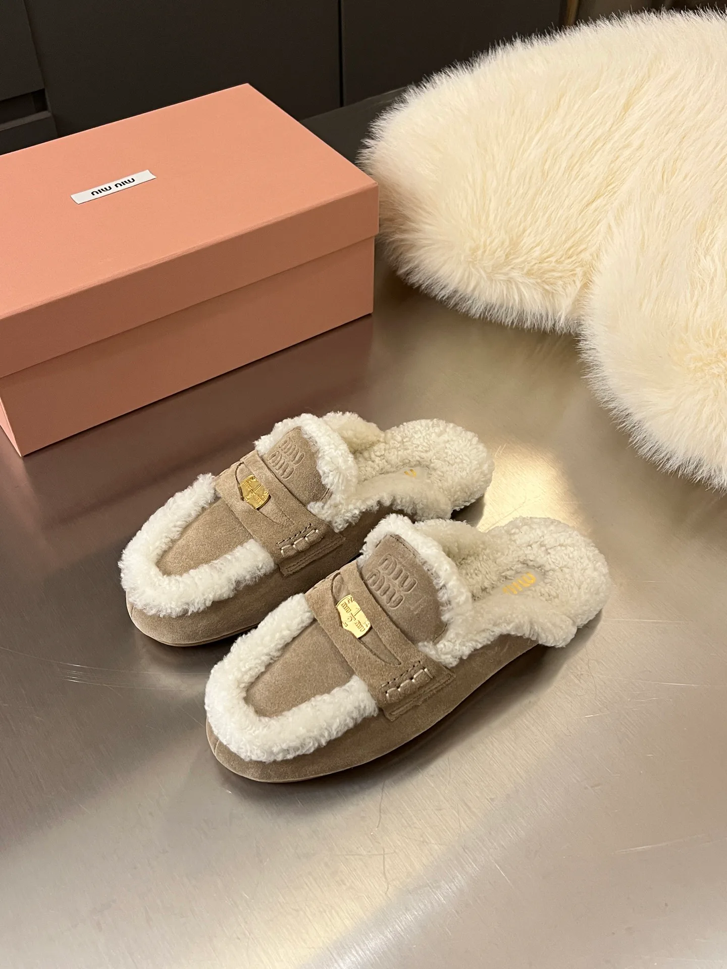 Women's Mules And Clogs MIU MIU 17948627