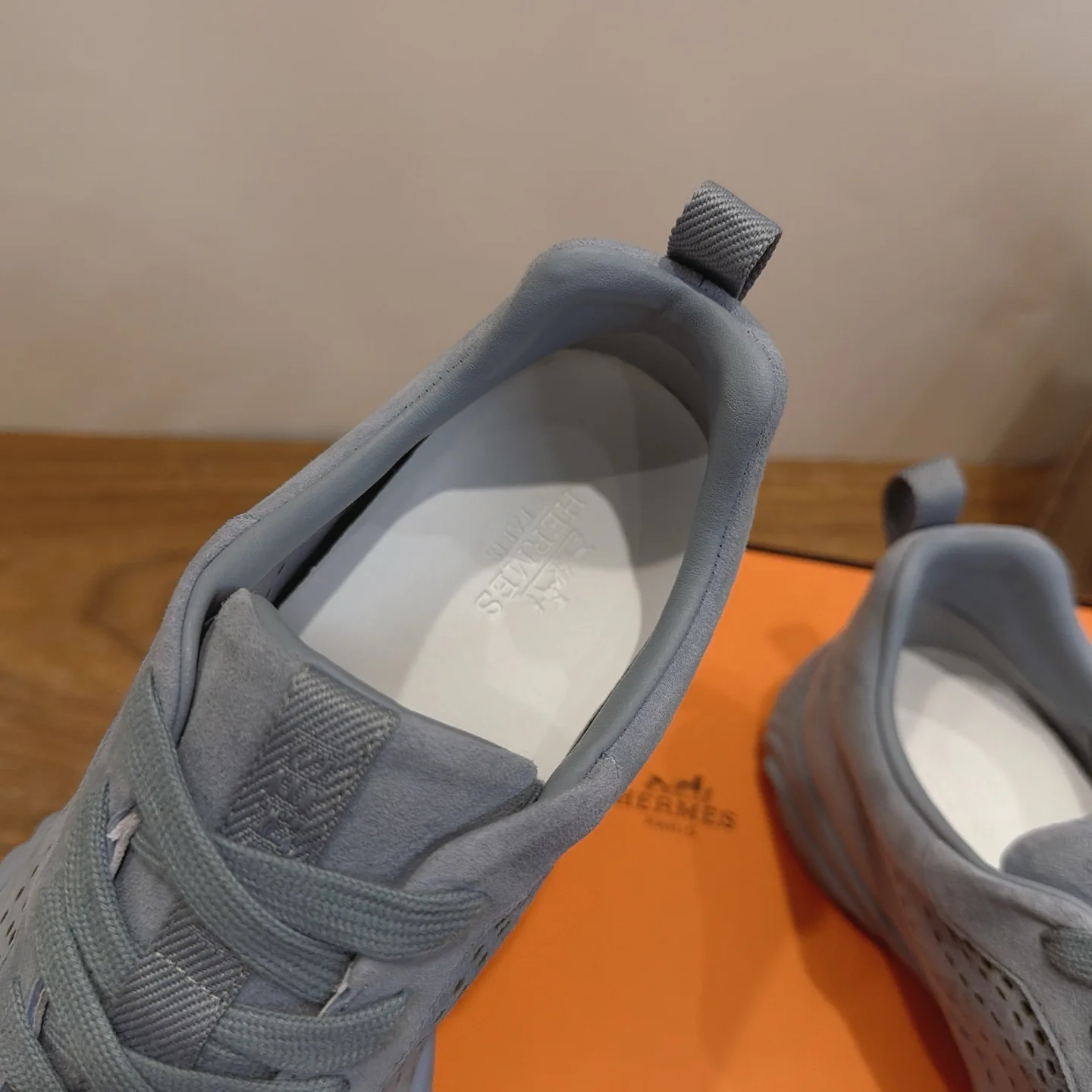 Women's Sneakers HERMES 18230949