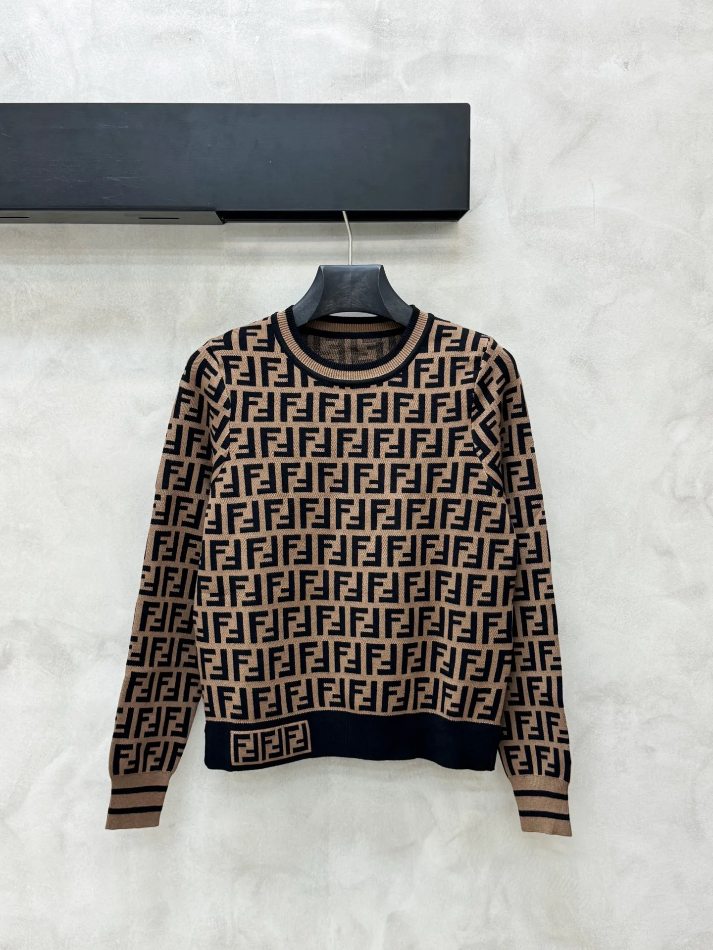 Women's Jumpers And Sweaters FENDI 18263230