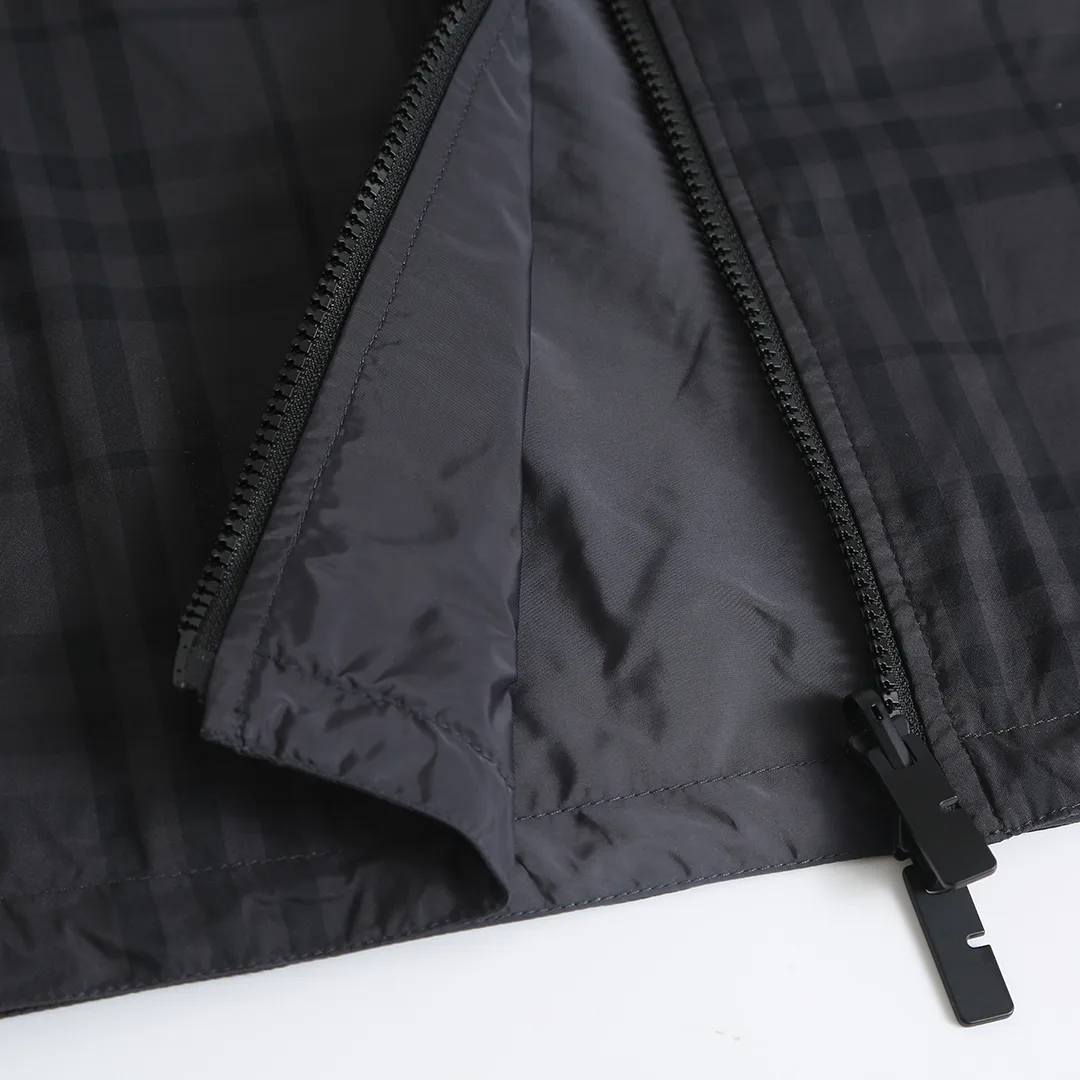 Women's Jackets And Down Jackets BURBERRY 18045920