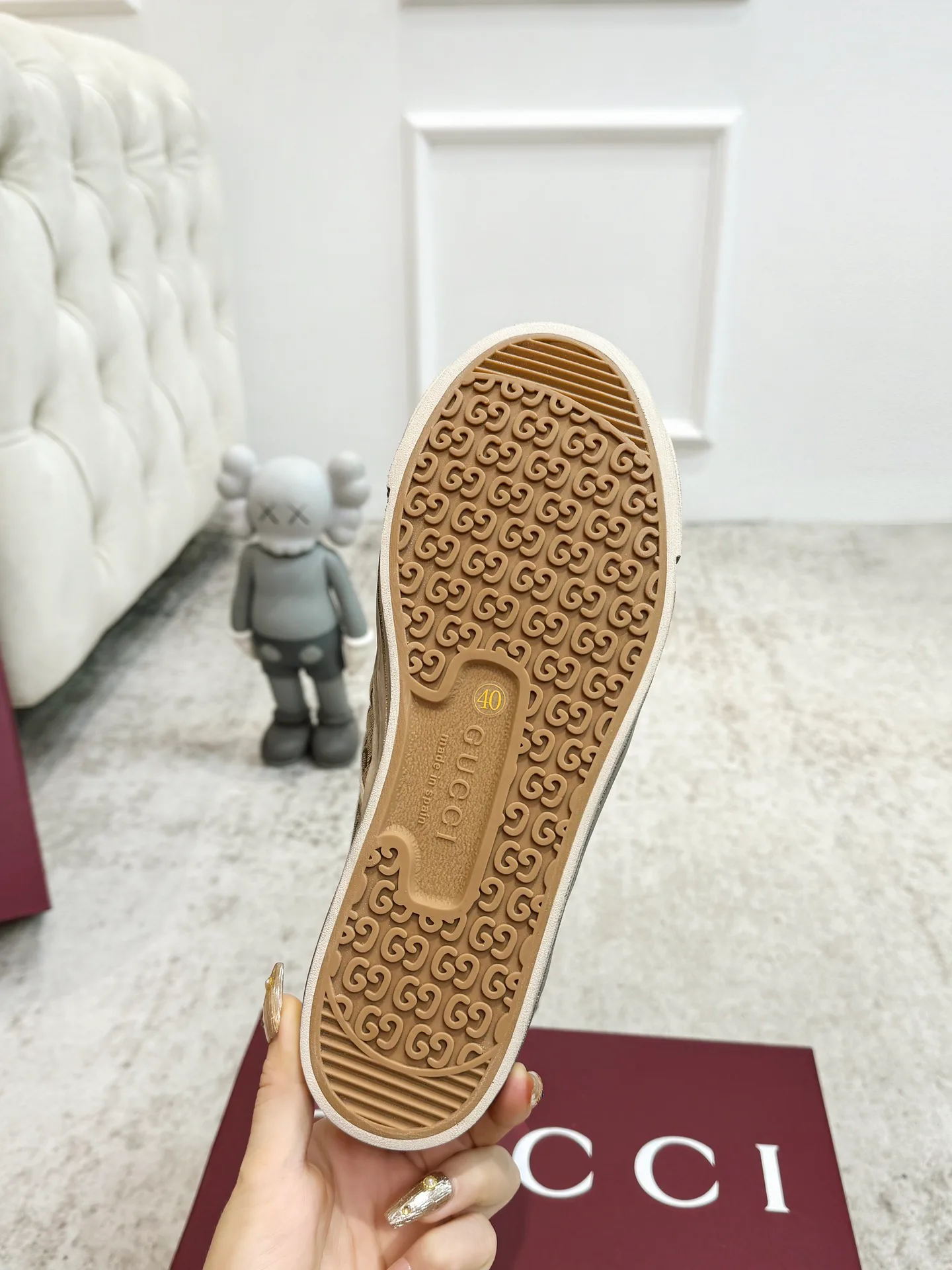 Women's Sneakers GUCCI 18139046