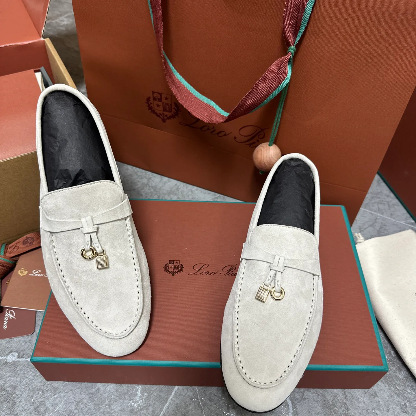Women's Loafers And Moccasins LORO PIANA 17787176