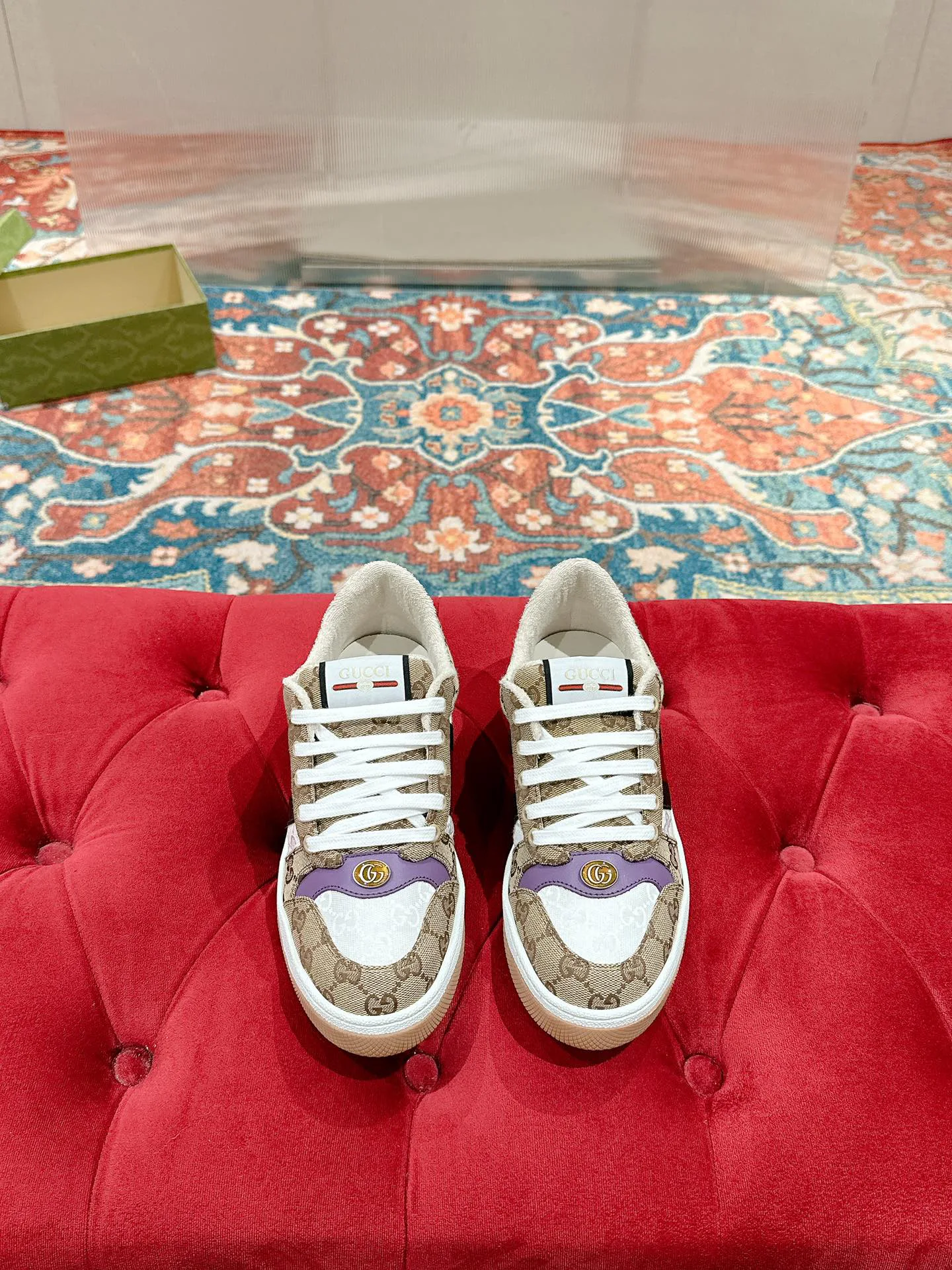 Women's Sneakers GUCCI 17956662