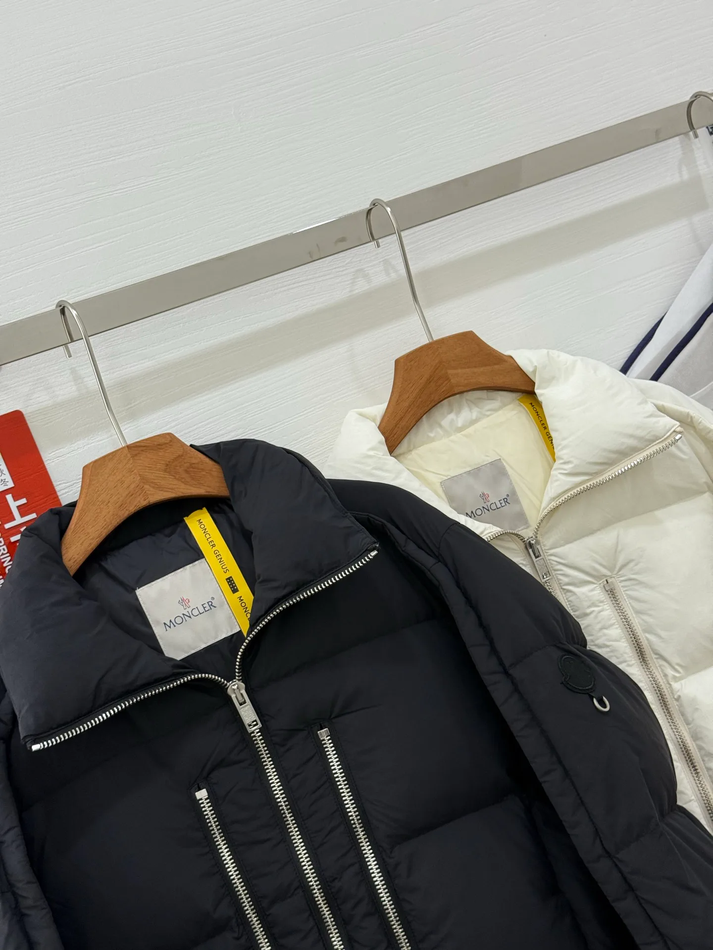 Men's Jackets And Down Jackets MONCLER 18383198