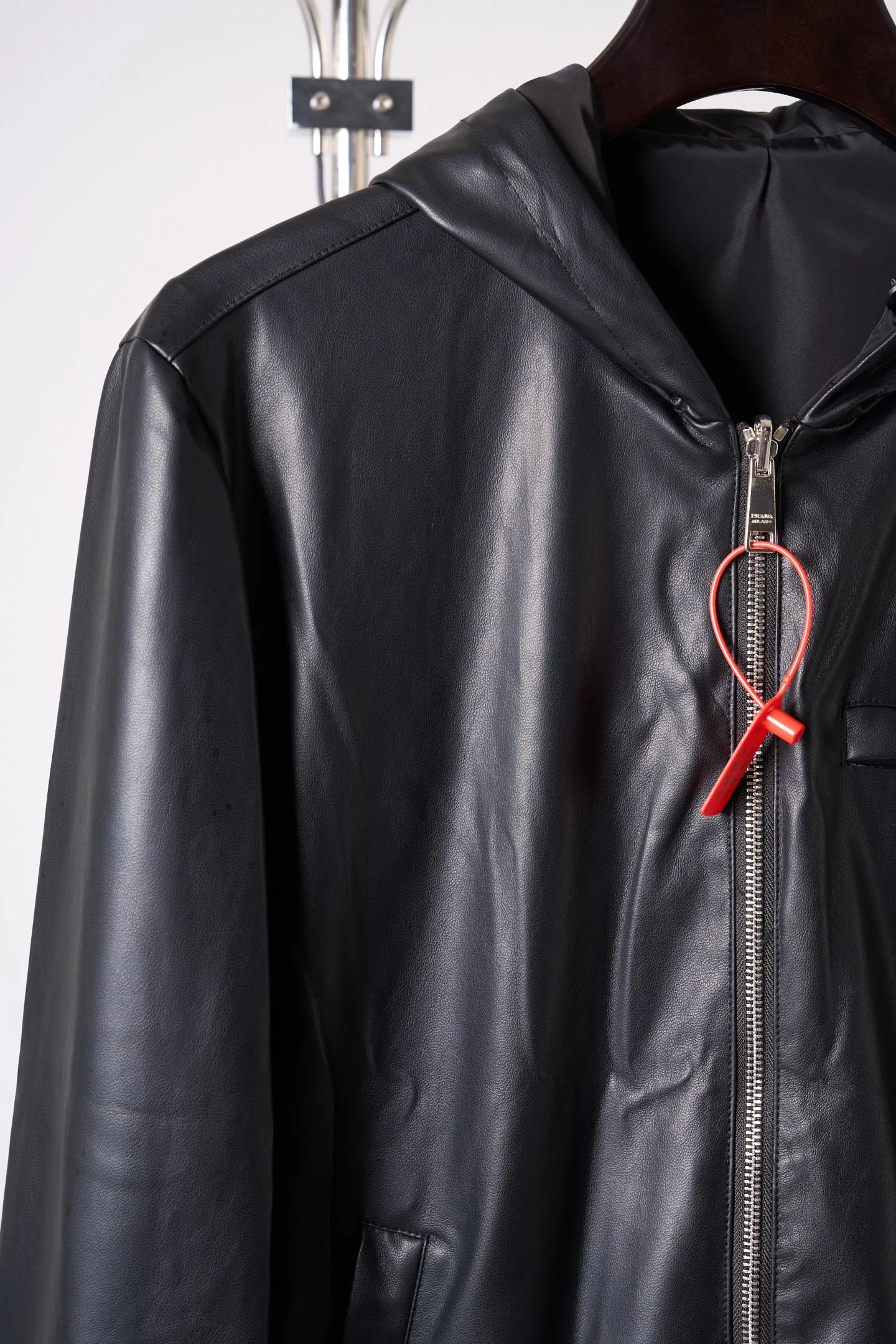 Men's Jackets And Down Jackets PRADA 18179302