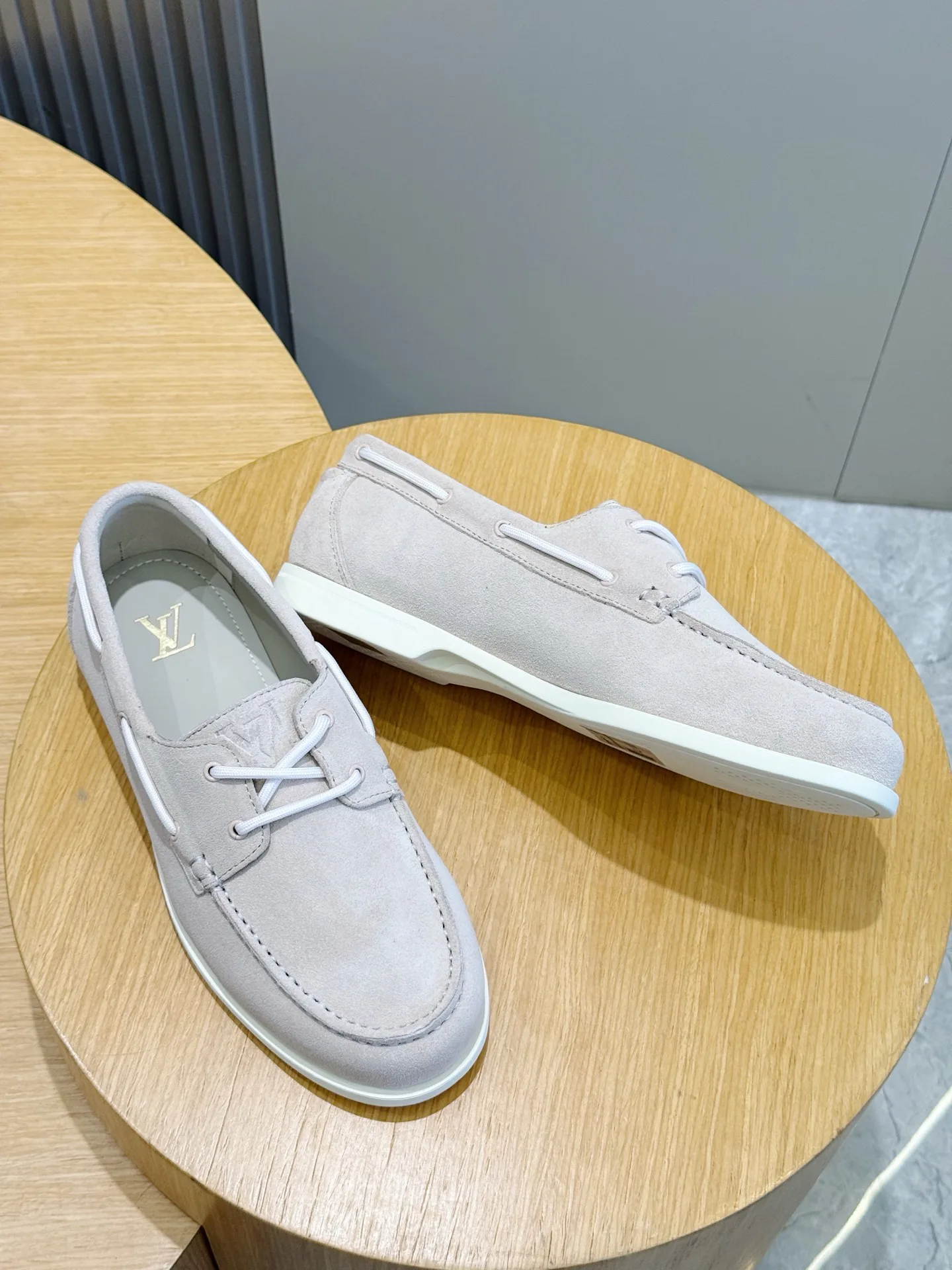 Men's Loafers And Dress Shoes LOUIS VUITTON 18277863