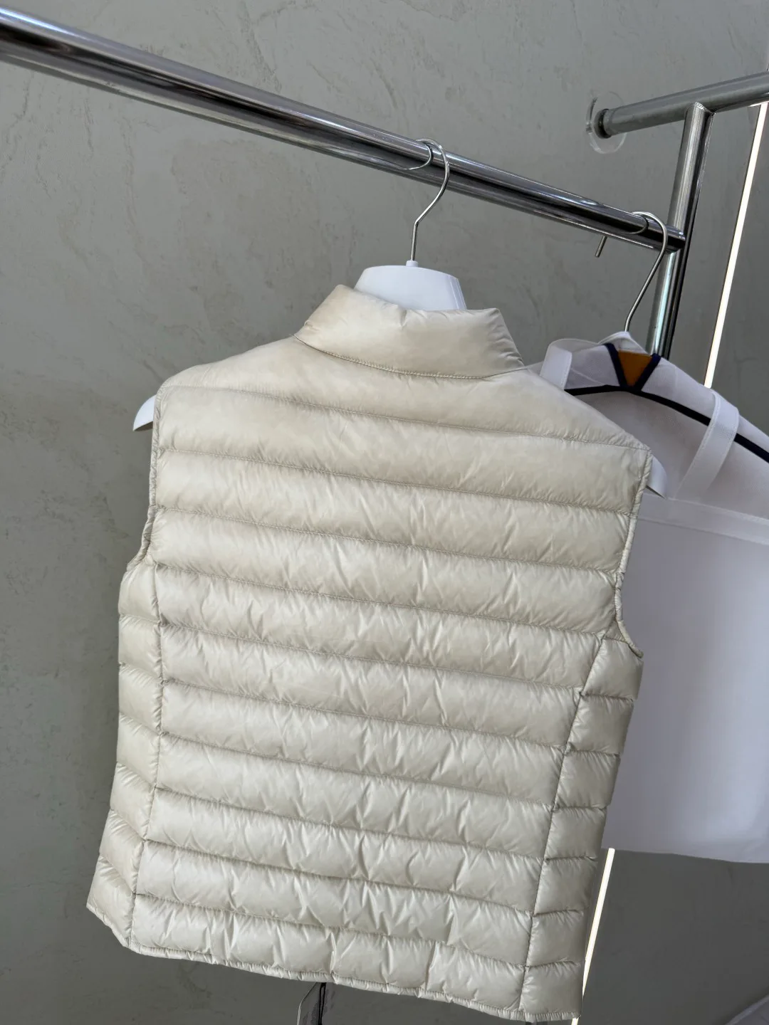 Men's Vests MONCLER 18030019