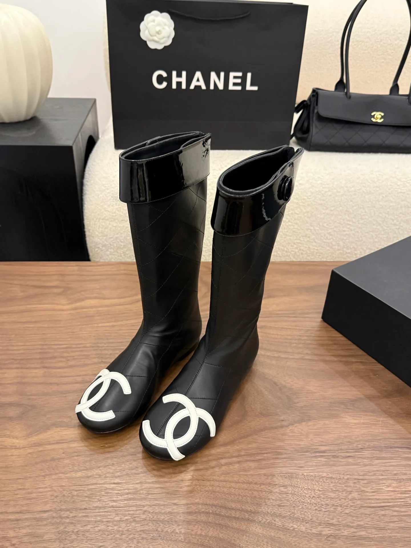 Women's Boots CHANEL 18275749
