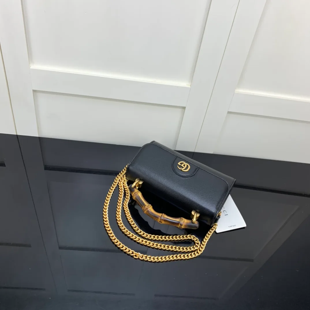 Women's Classic Handbags GUCCI 18262423