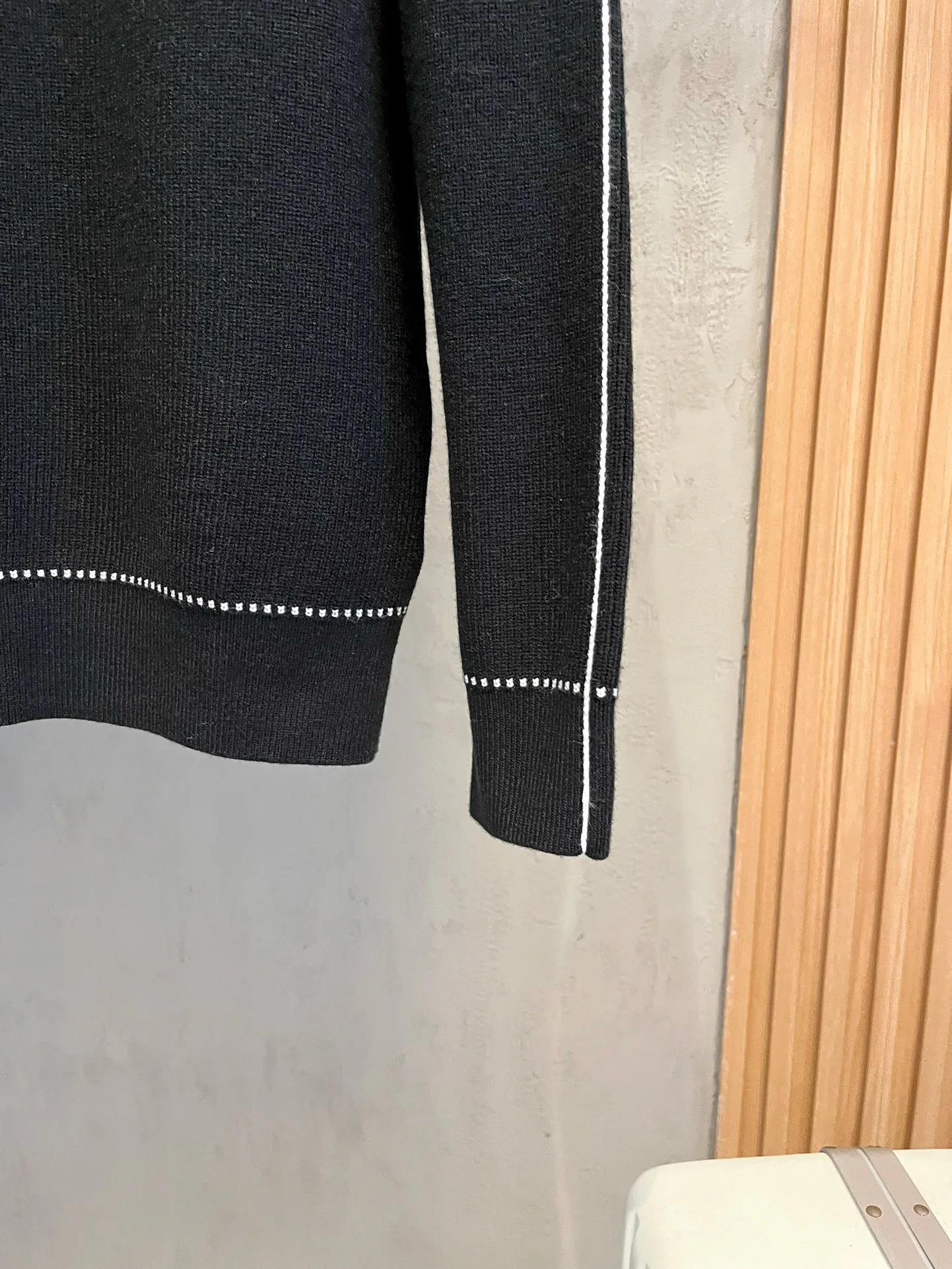 Men's Jumpers And Sweaters PRADA 18098183