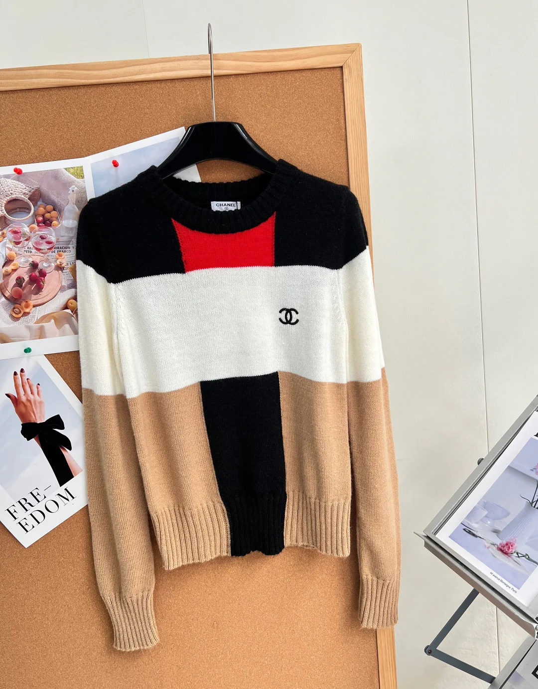 Women's Jumpers And Sweaters CHANEL 18308186