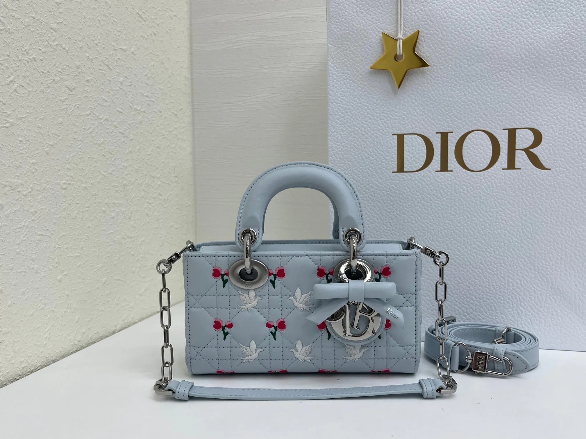 Women's Classic Handbags CHRISTIAN DIOR 17407047
