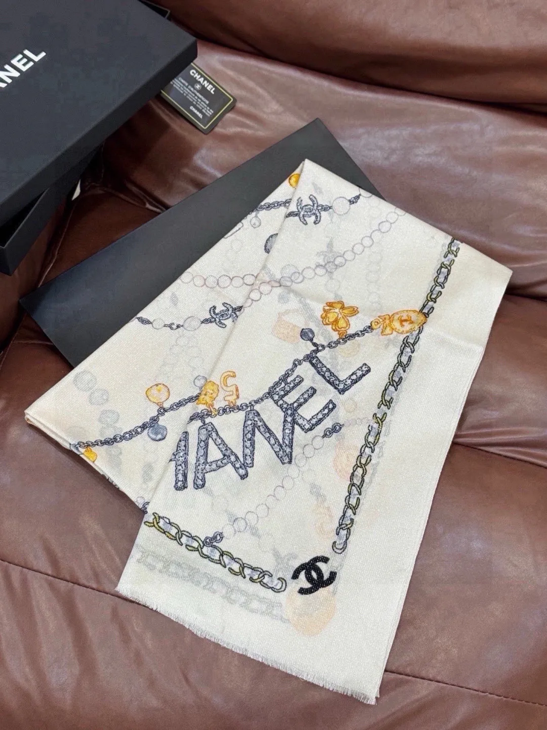 Scarves CHANEL 18322152