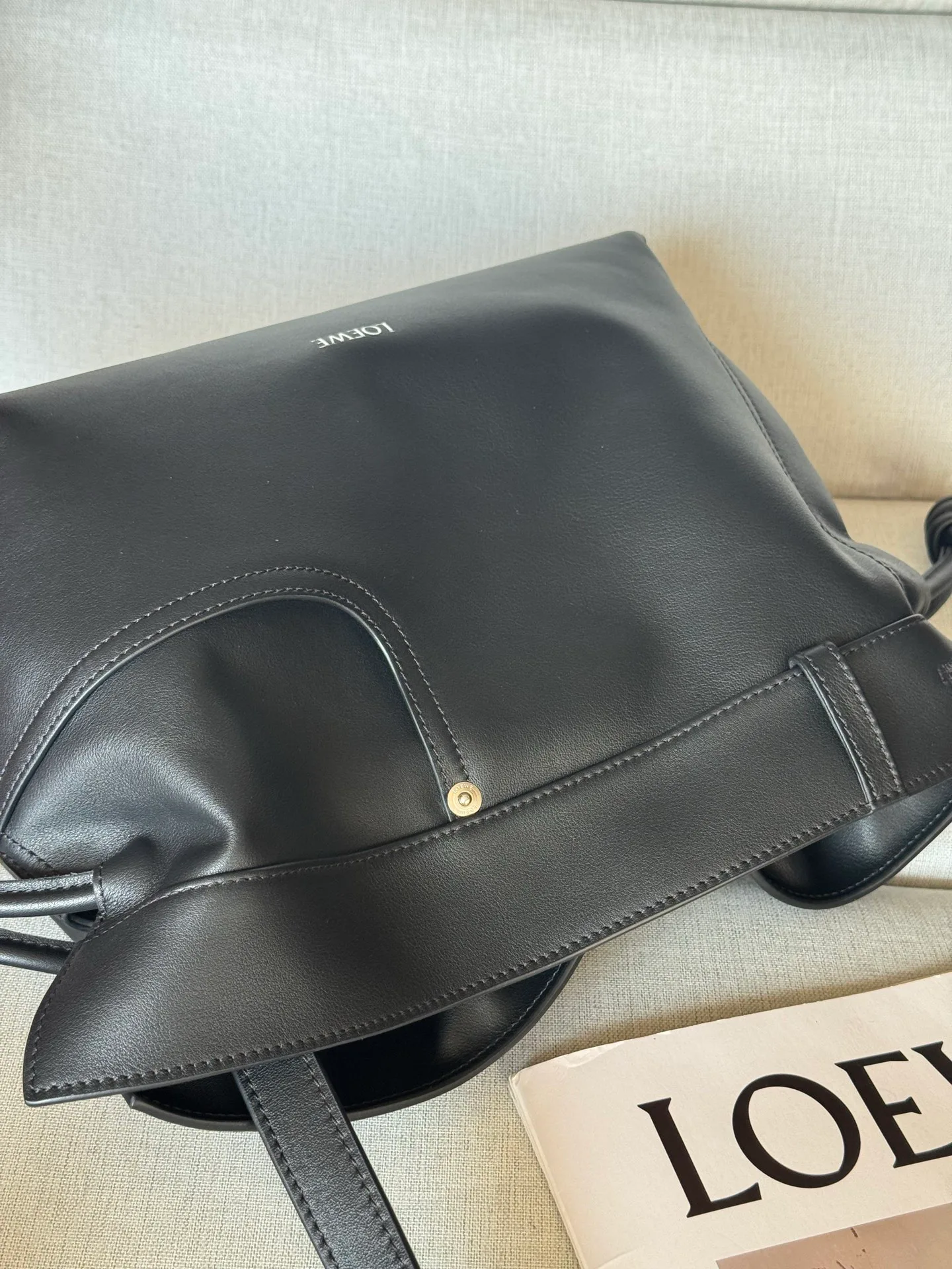 Women's Classic Handbags LOEWE 17937892