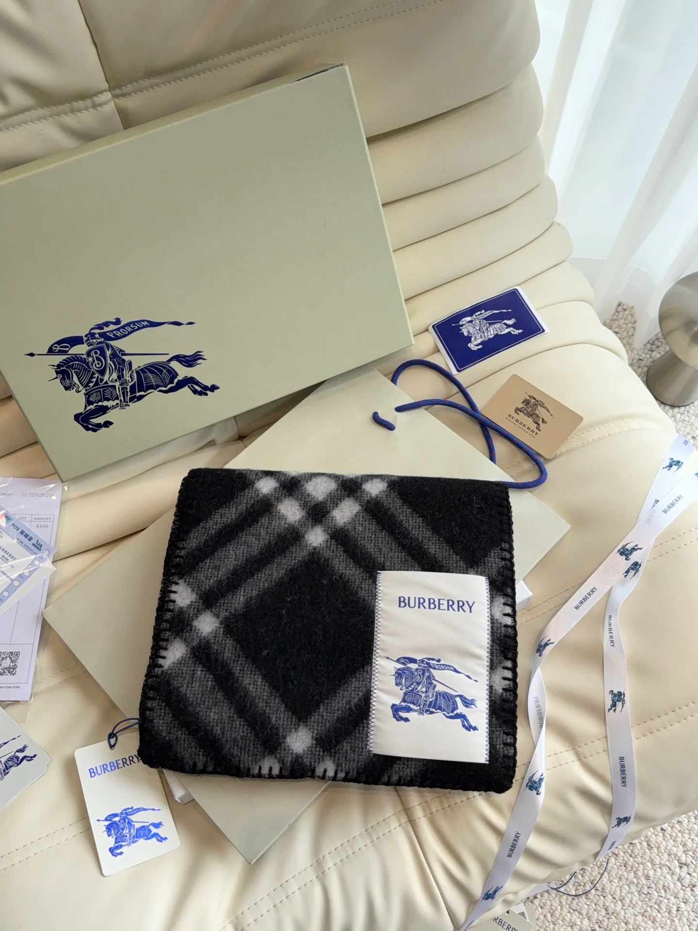 Scarves BURBERRY 18104960