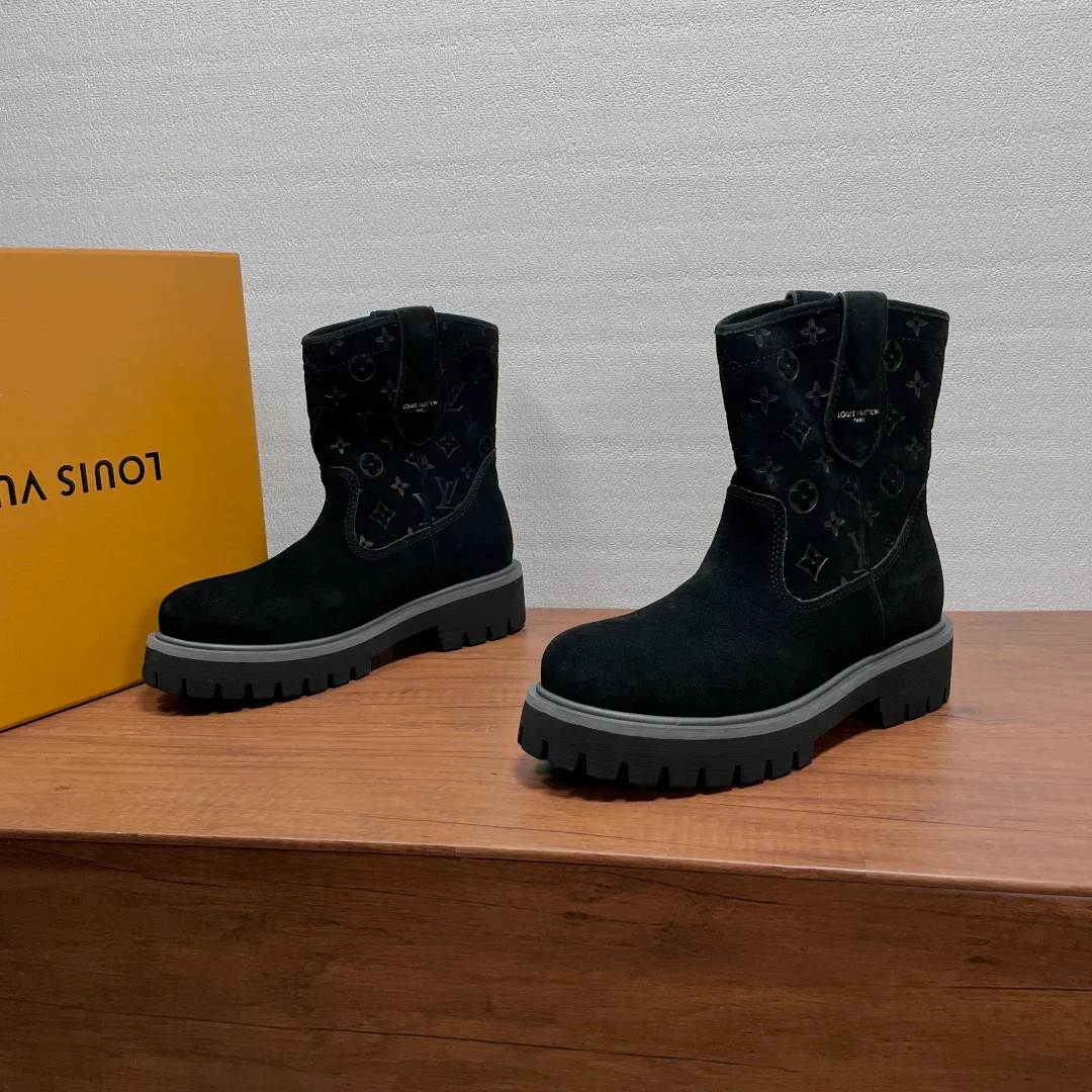 Men's Ankle Boots LOUIS VUITTON 17934631