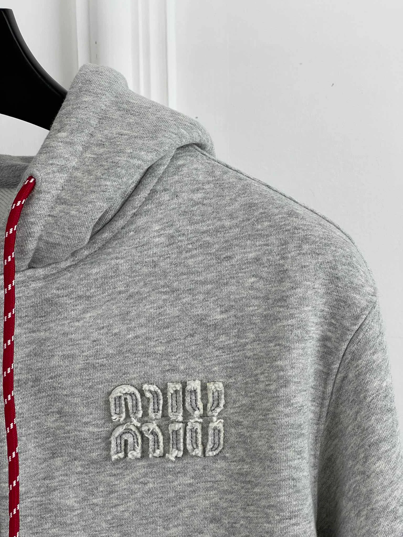 Women's Sweatshirts And Hoodies MIU MIU 17950163