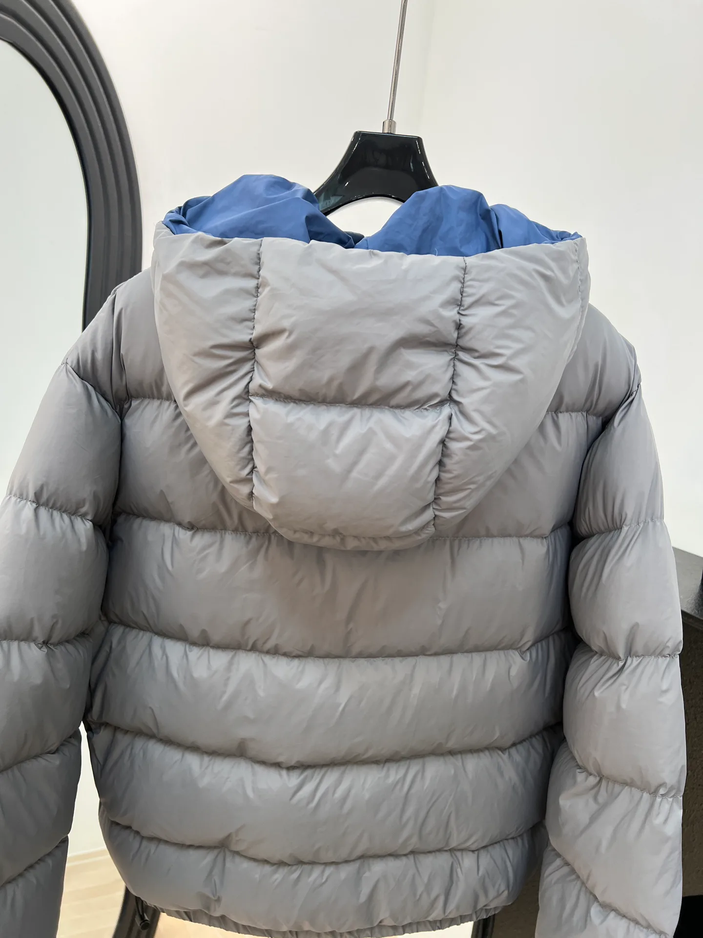Women's Jackets And Down Jackets MIU MIU 18149759