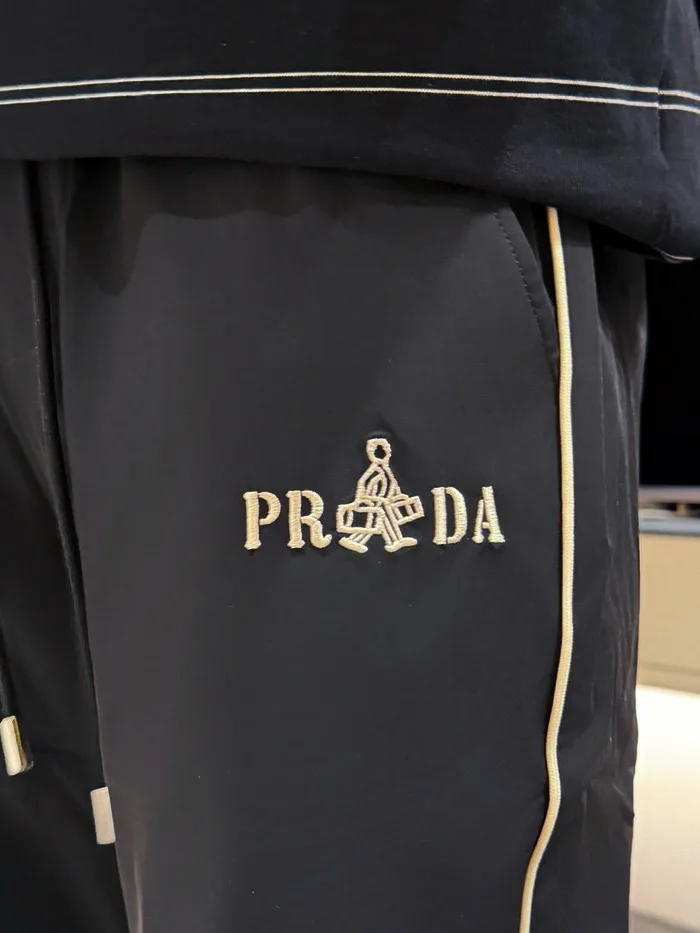 Men's Trousers PRADA 18499732