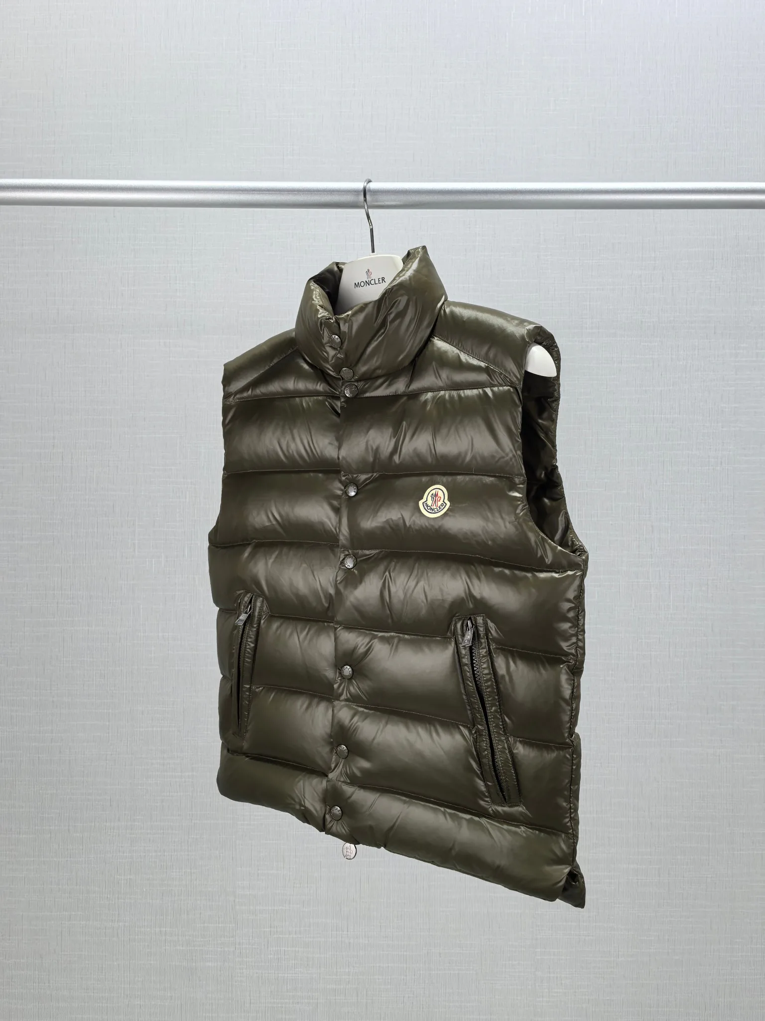 Жилеты Мужские Moncler 18684595