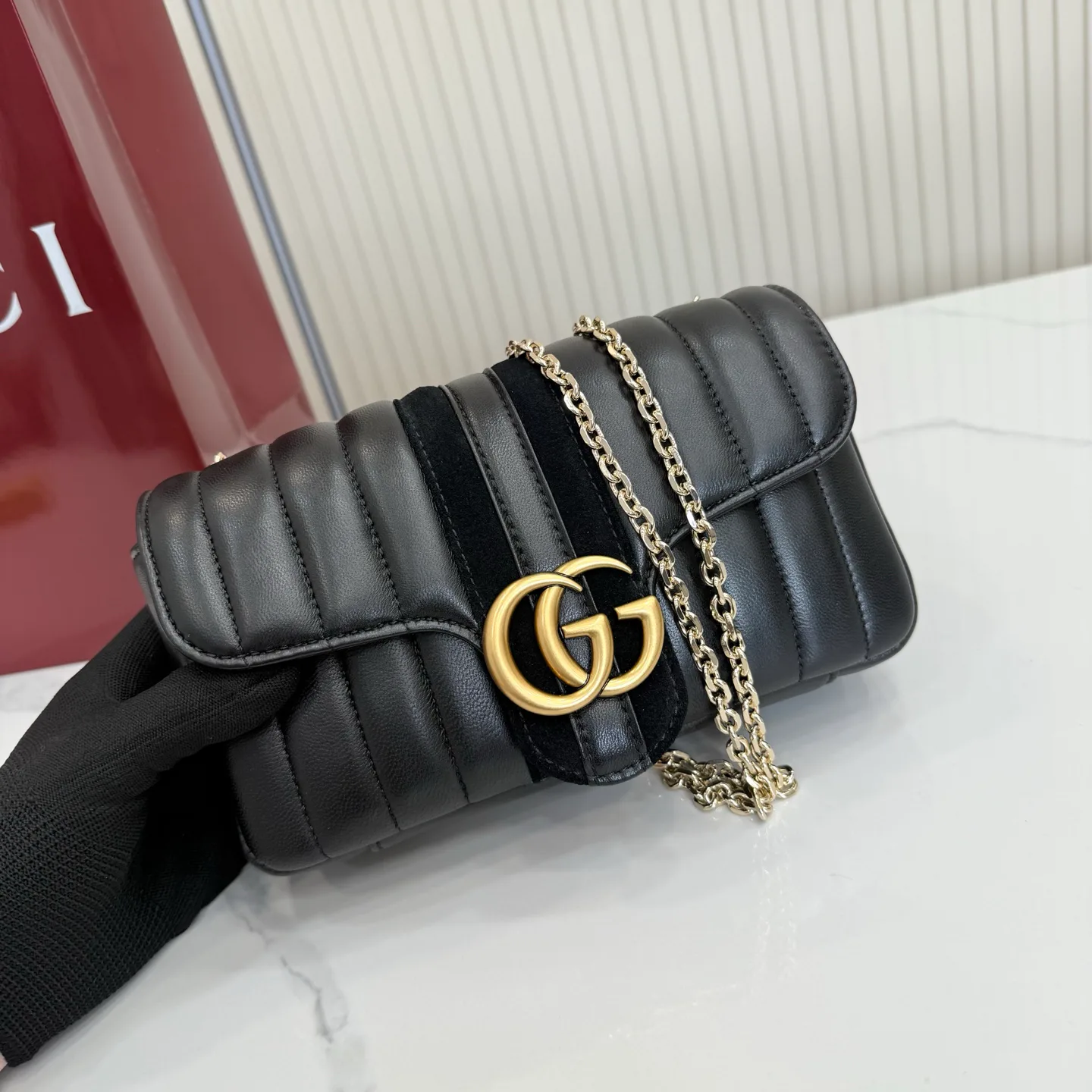 Women's Classic Handbags GUCCI 17872483