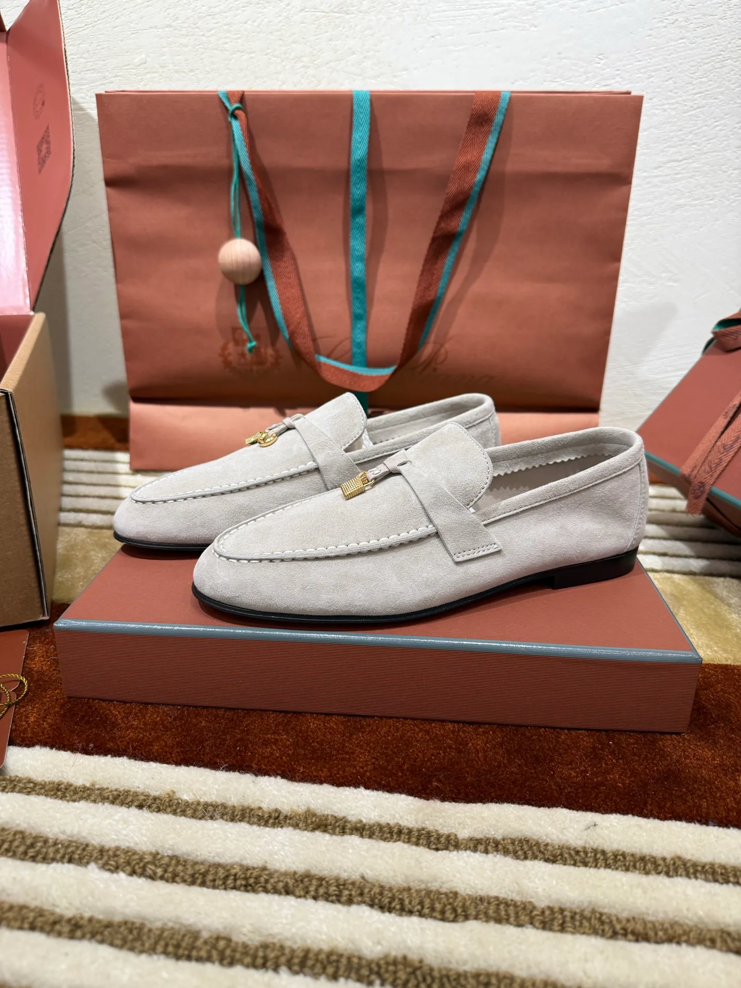Women's Loafers And Moccasins LORO PIANA 18143198