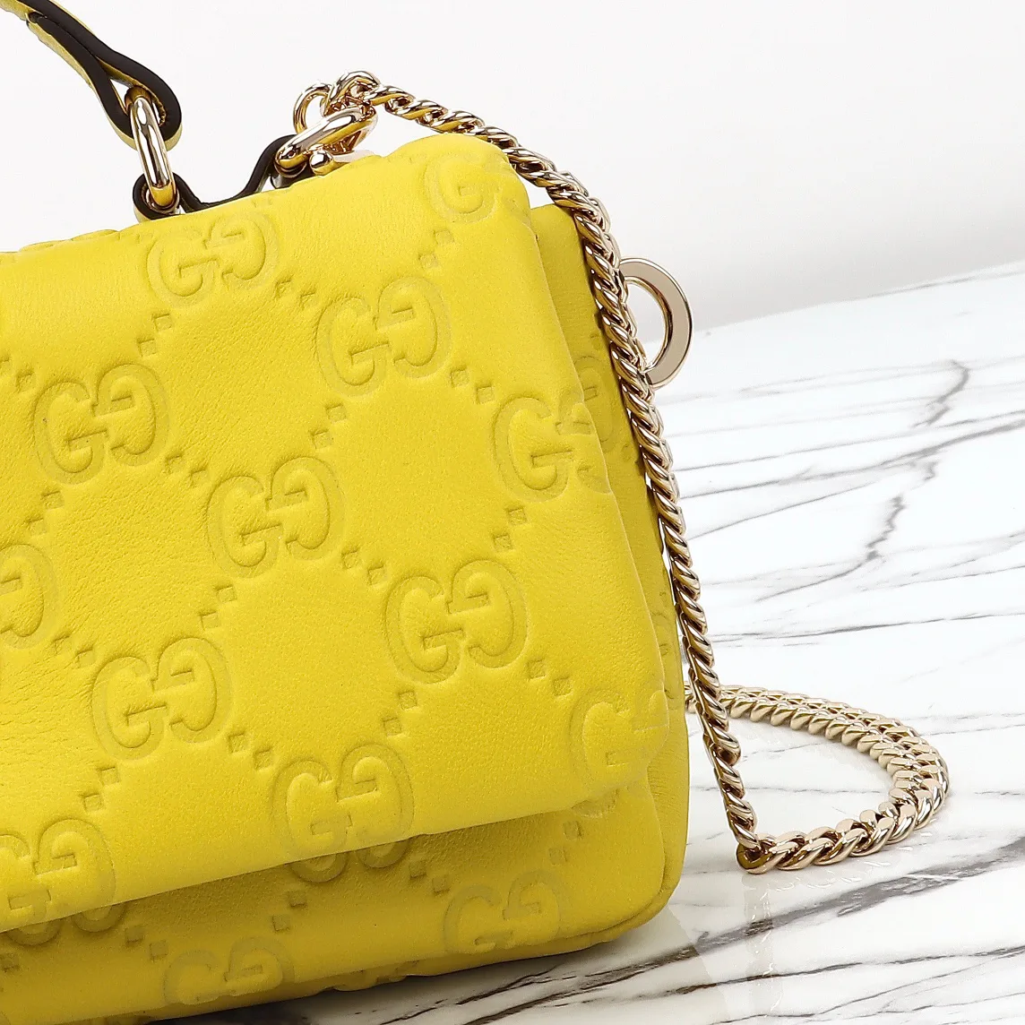 Women's Classic Handbags GUCCI 18210716