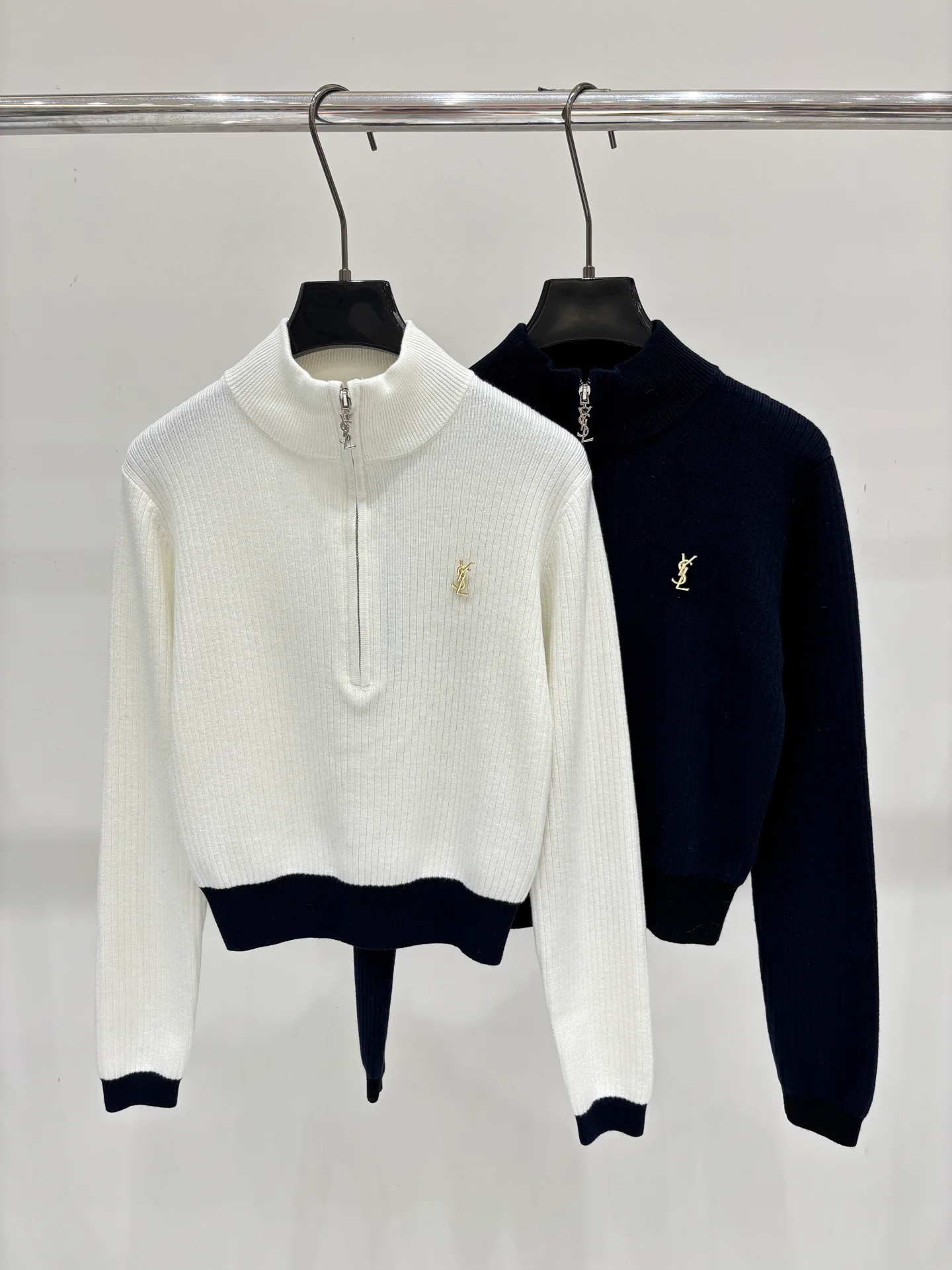 Women's Jumpers And Sweaters SAINT LAURENT 18057393