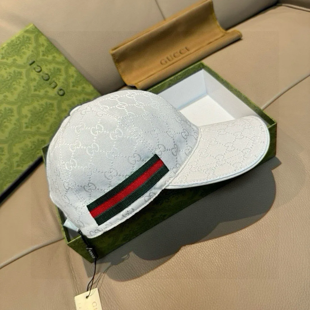 Hats GUCCI 18347044