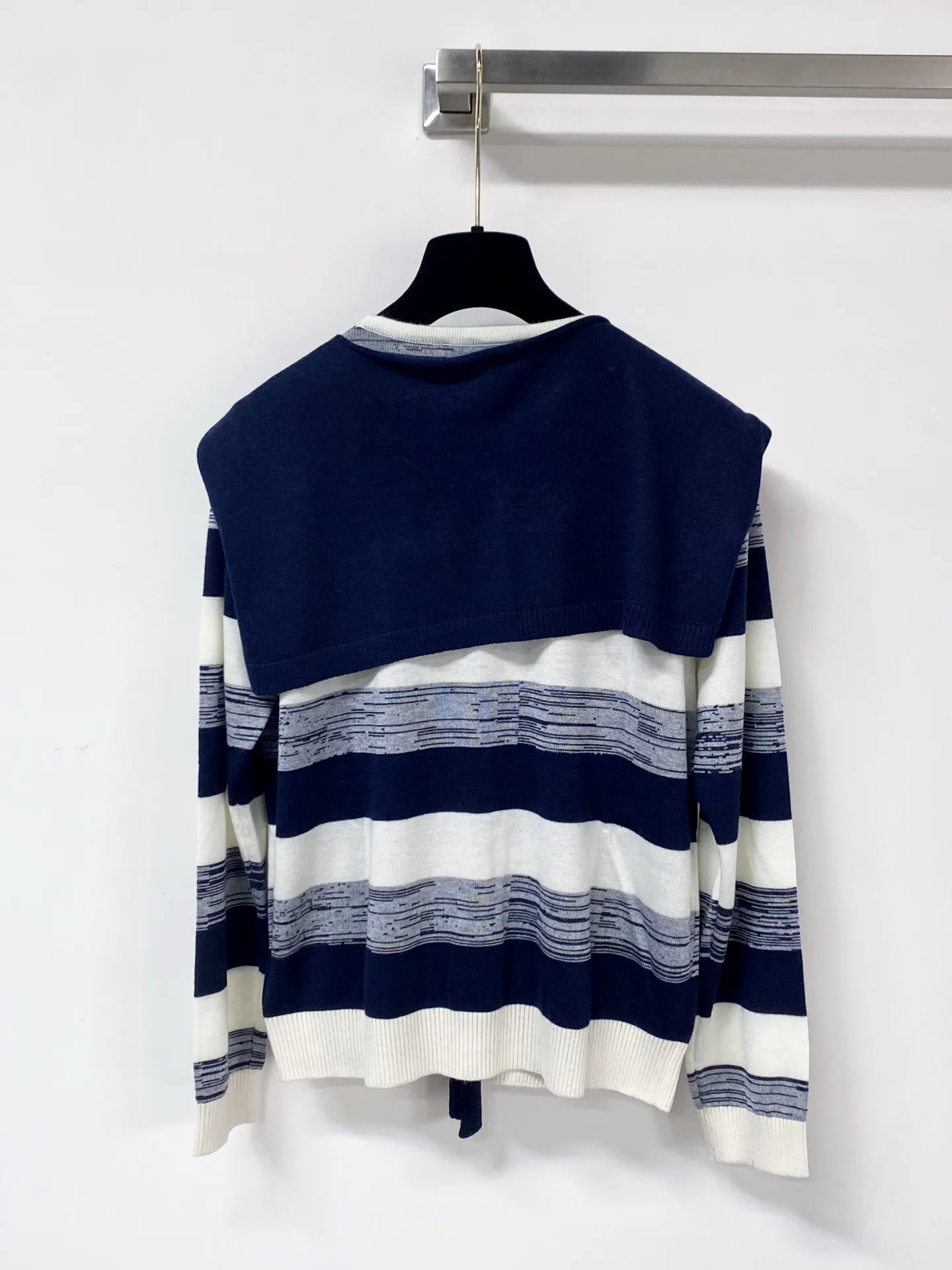 Women's Jumpers And Sweaters MIU MIU 18150669