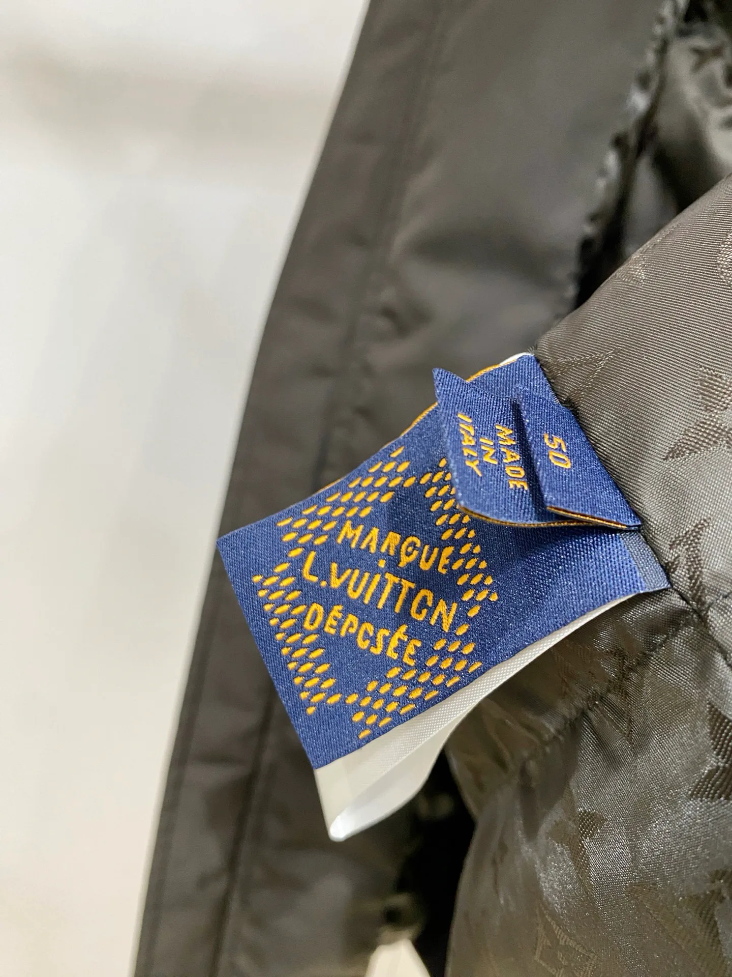Men's Jackets And Down Jackets LOUIS VUITTON 18469477
