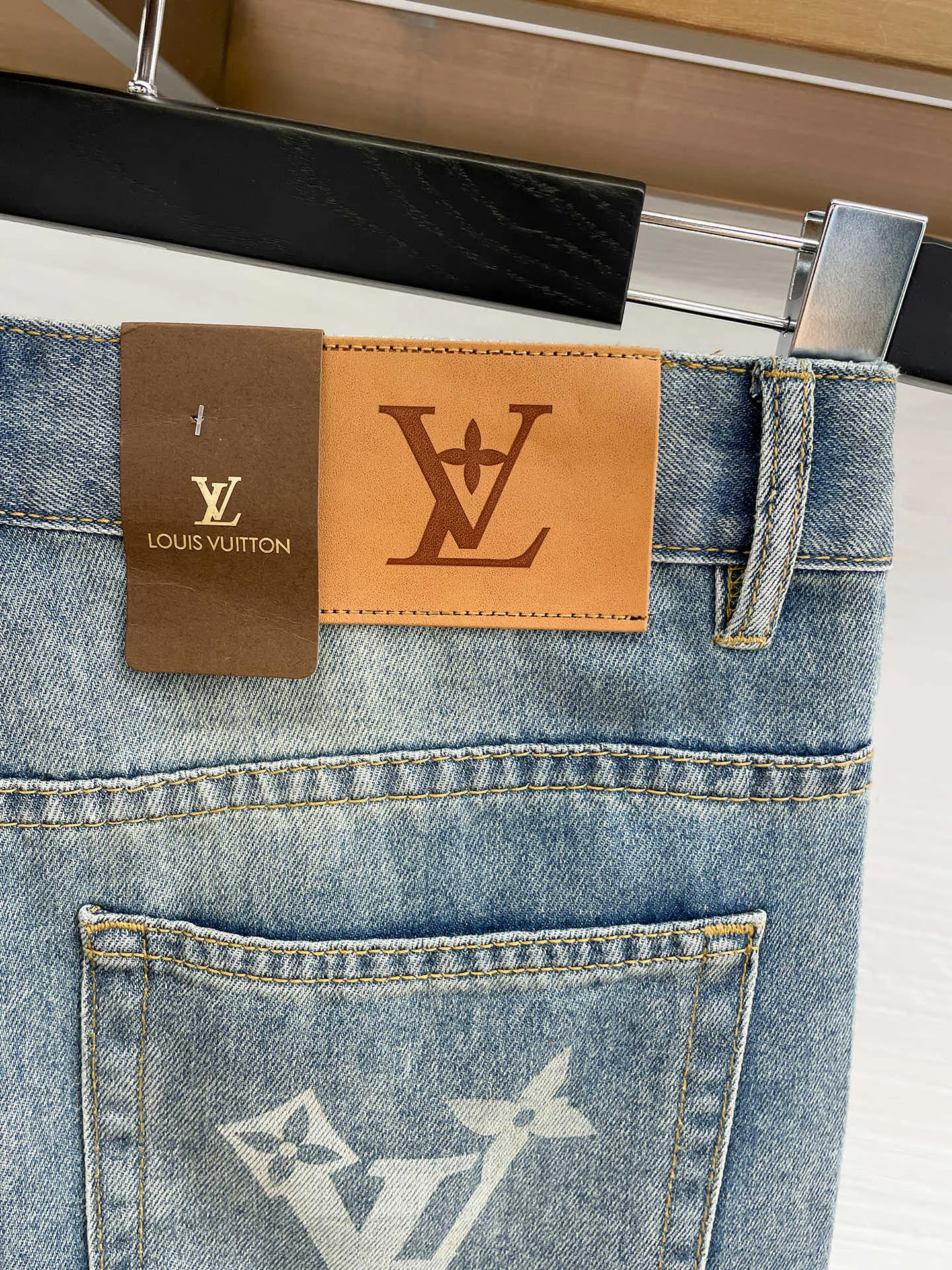 Men's Jeans LOUIS VUITTON 18543036