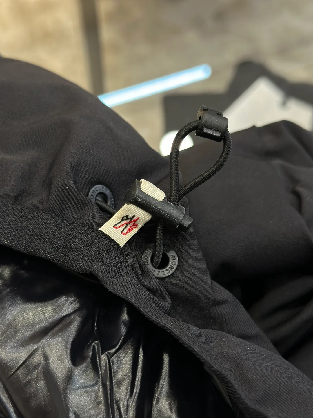 Men's Jackets And Down Jackets MONCLER 18359913