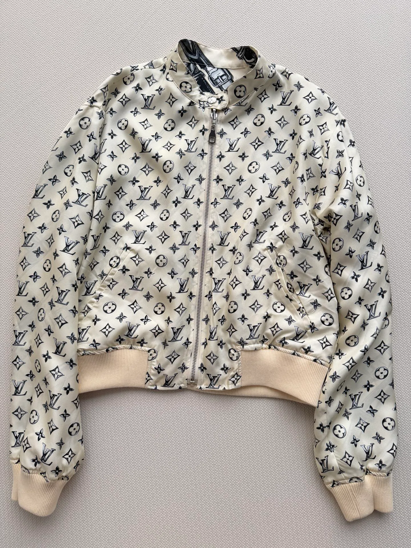 Women's Jackets And Down Jackets LOUIS VUITTON 18362813